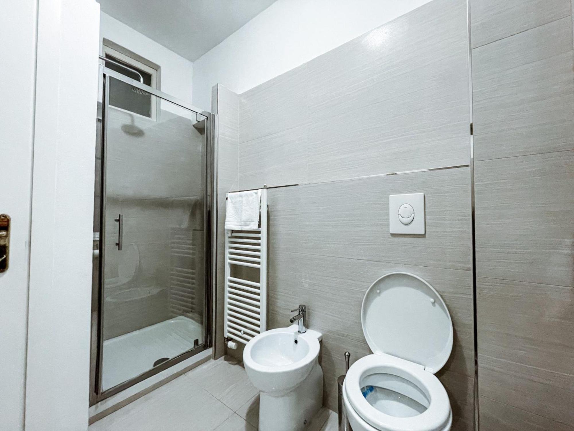 White Pearl - Citycenter - Large & Elegant Flat *