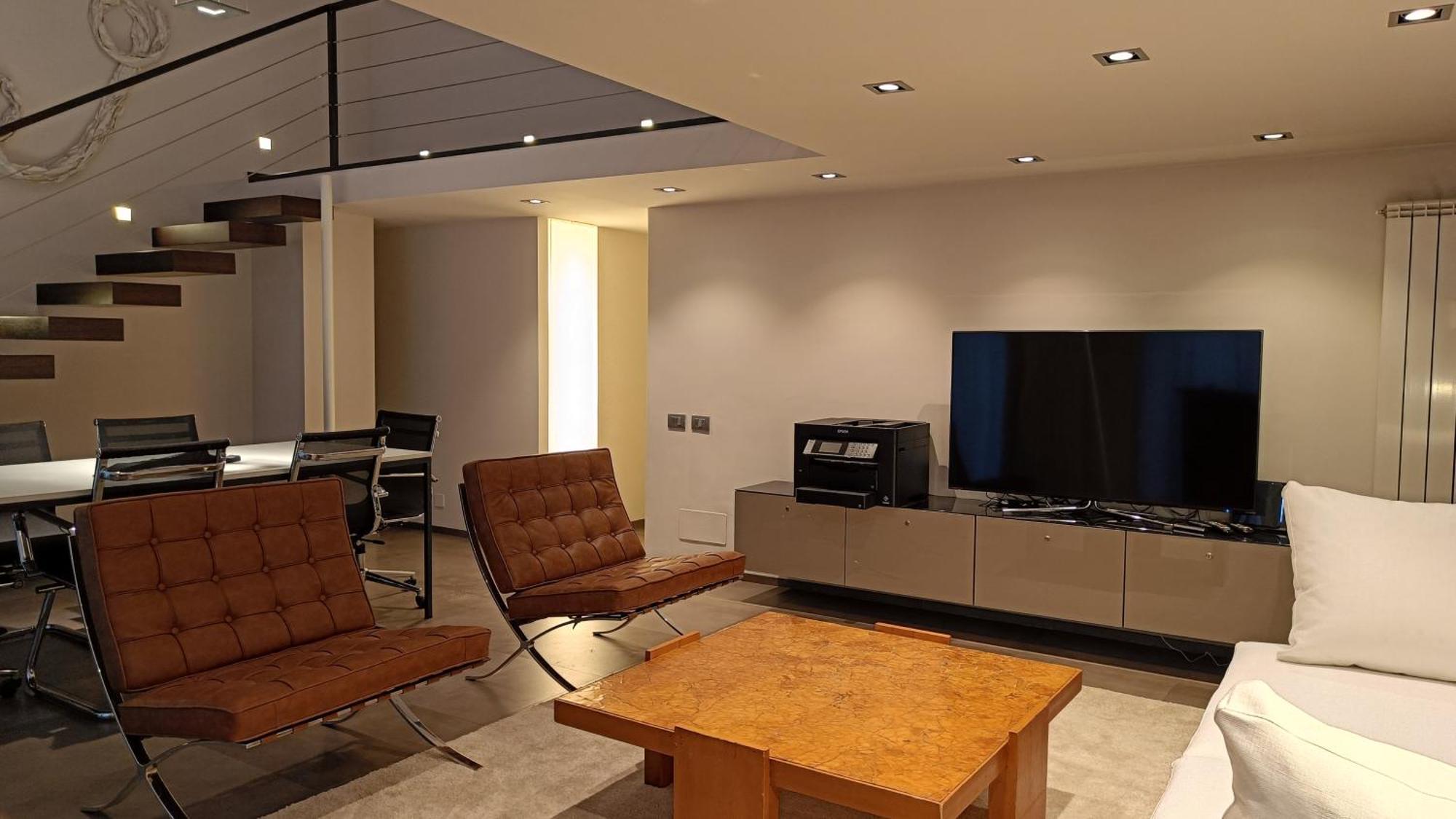 Loft, Di Design Centralissimo Apartment