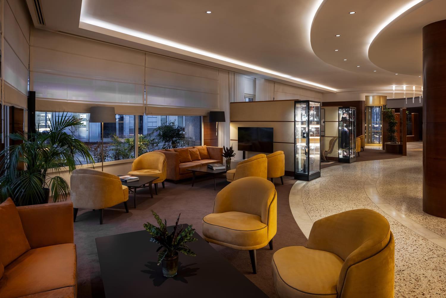 Cusani Hotel 4*