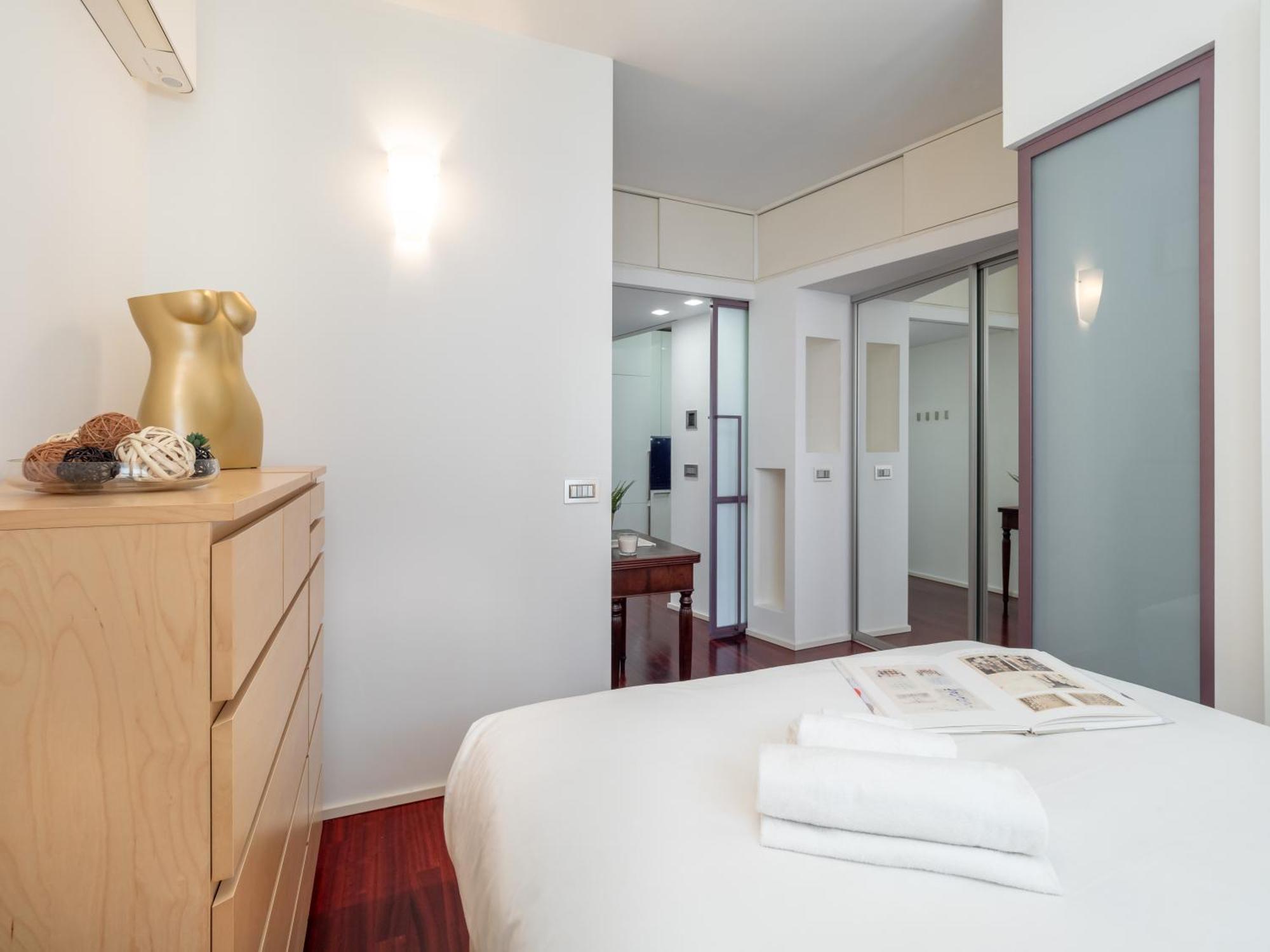 Apartment Vigliani Milan