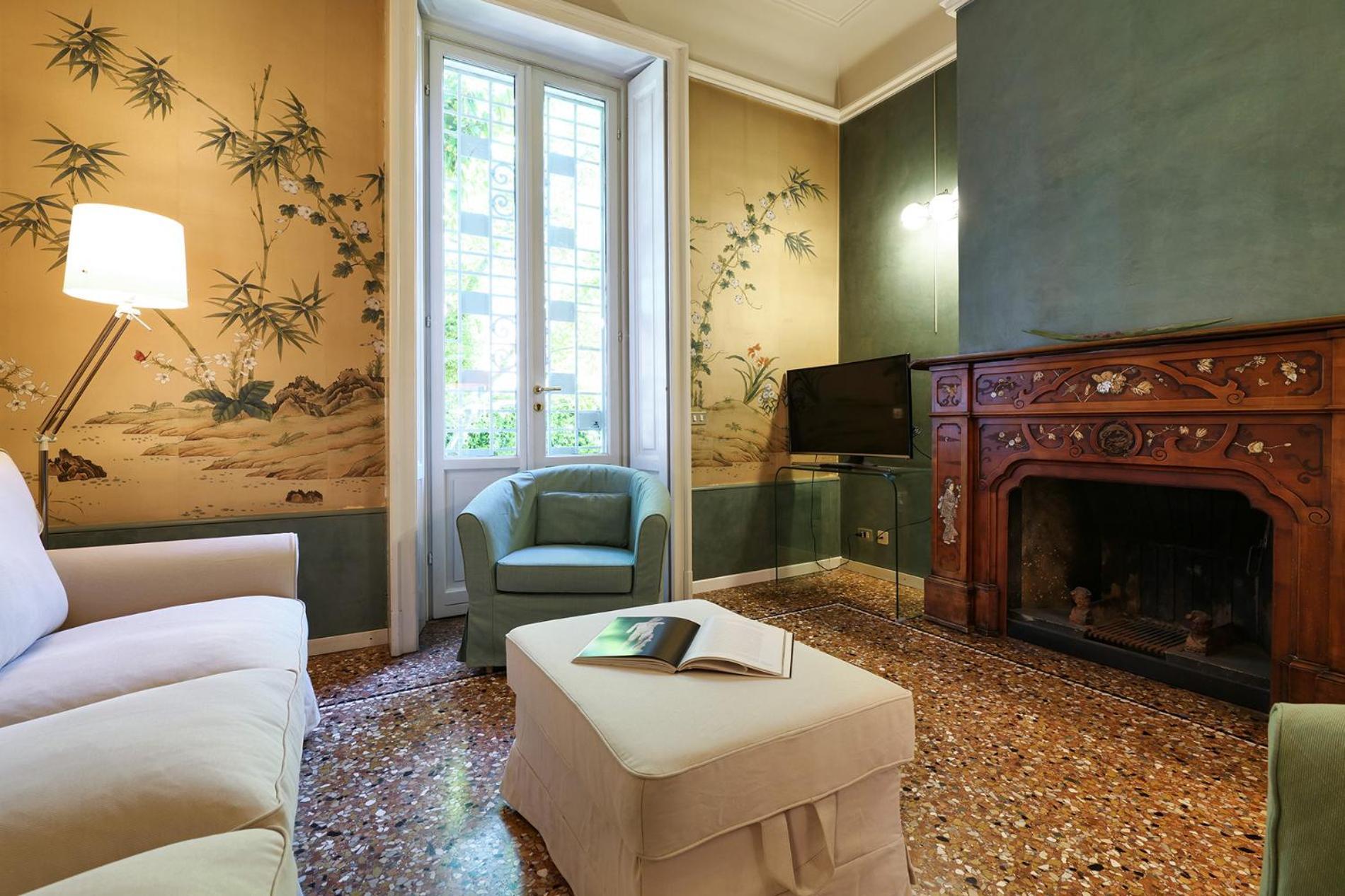 Villa Frascati With Garden - City Life Apartment Milan