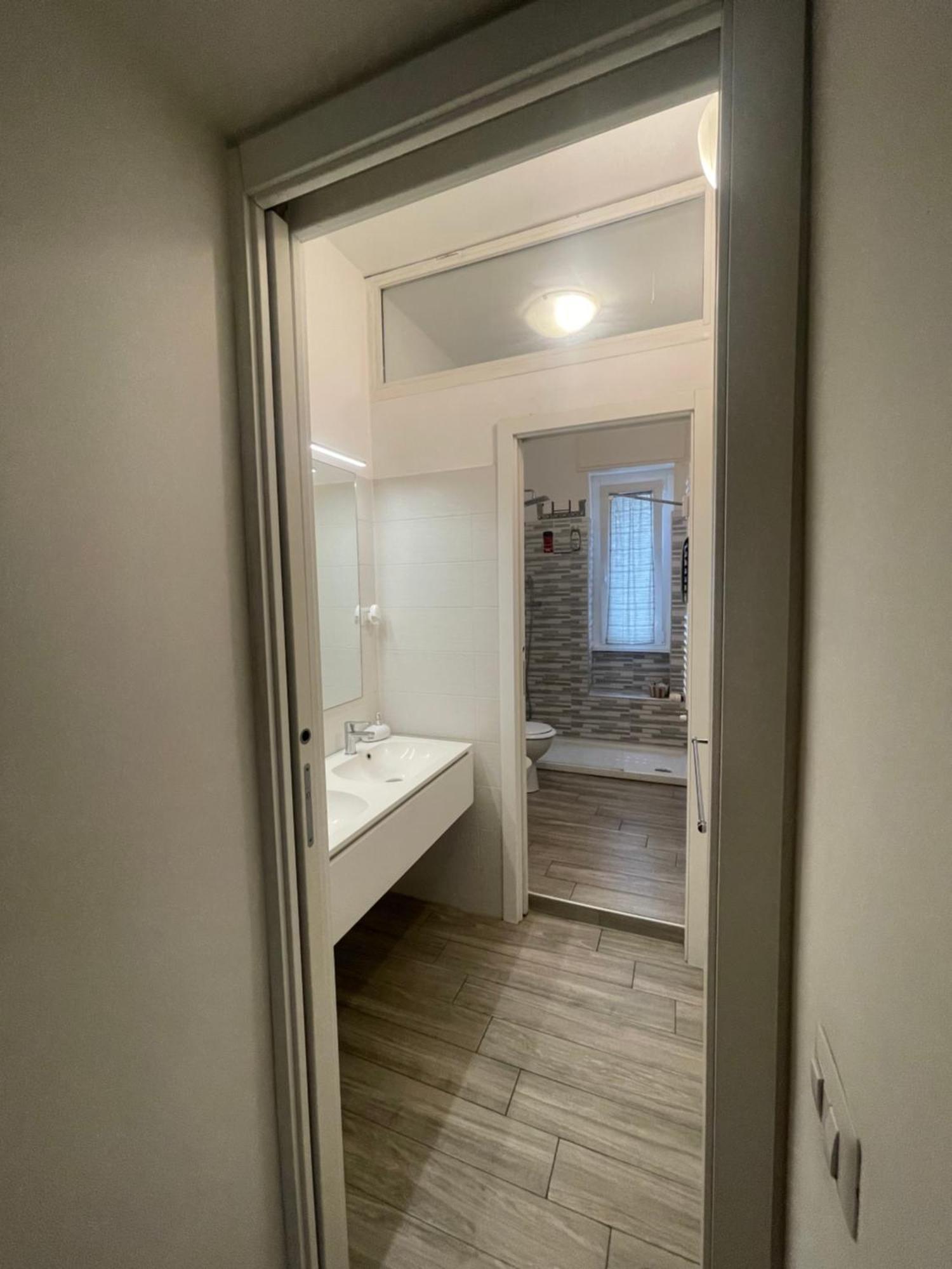 Gardone - Ampio Con 2 Da Letto - Comodo Per Duomo! Apartment Milan