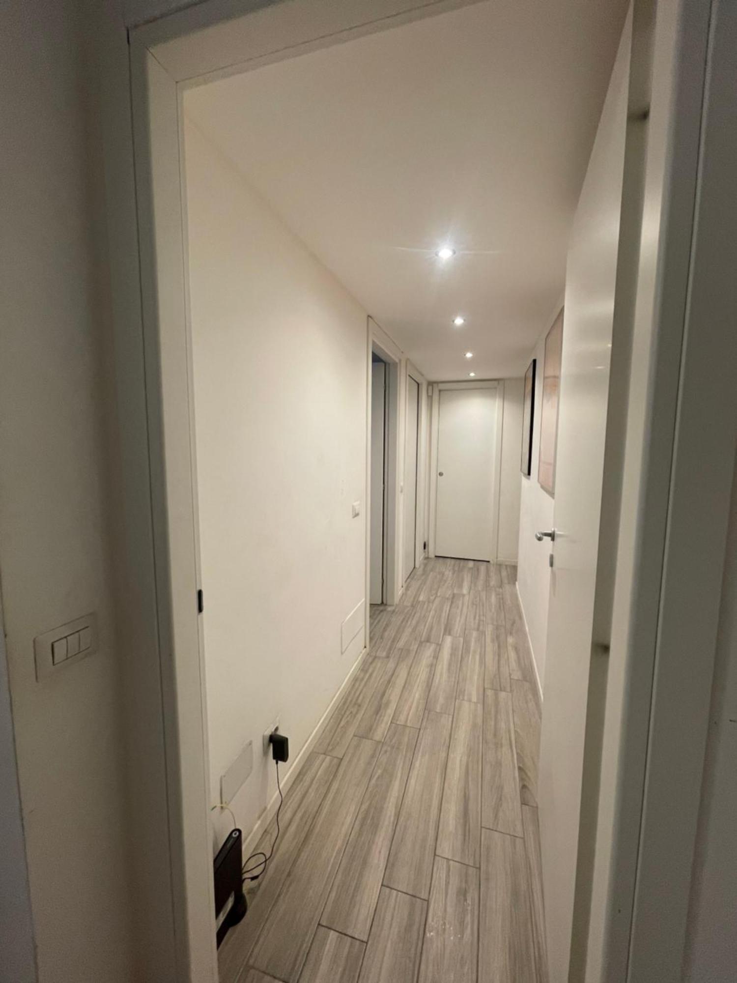 Gardone - Ampio Con 2 Da Letto - Comodo Per Duomo! Appartamento