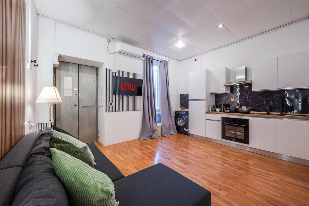 In The Heart Of The Navigli - Duomo - Wifi - Ac Apartment *
