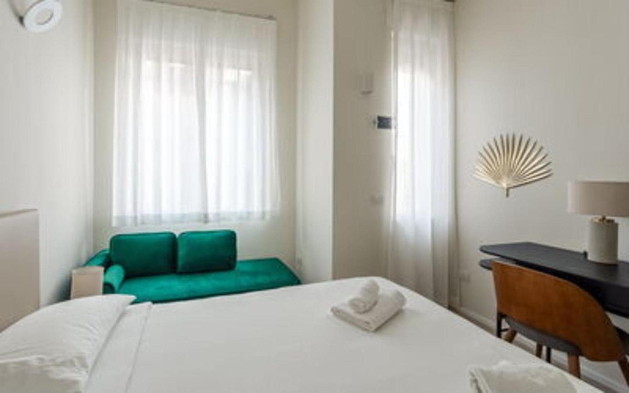 Palazzo Visconti Di Modrone, Two Beautiful By Halldis * Milan
