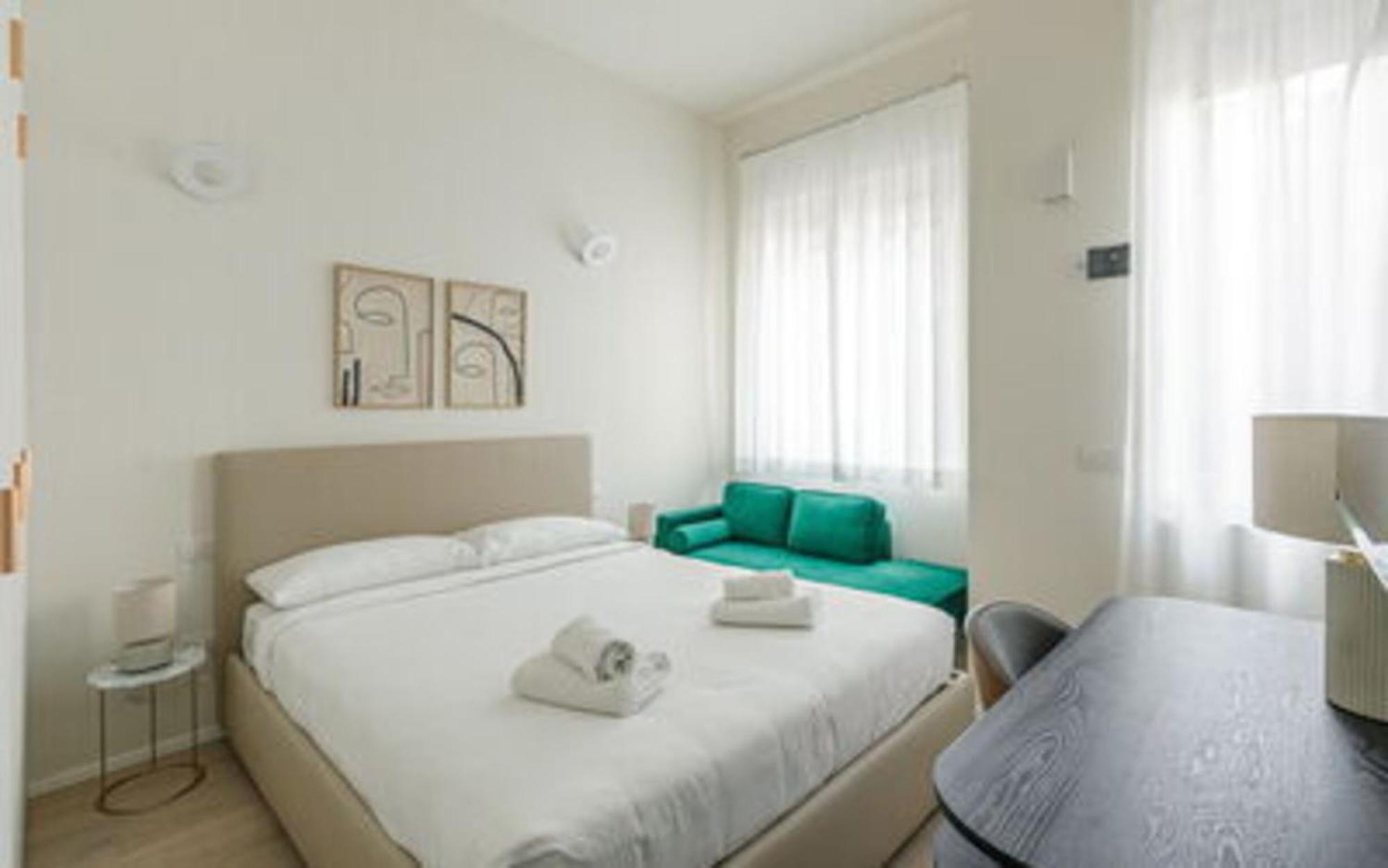 Palazzo Visconti Di Modrone, Two Beautiful By Halldis Apartment