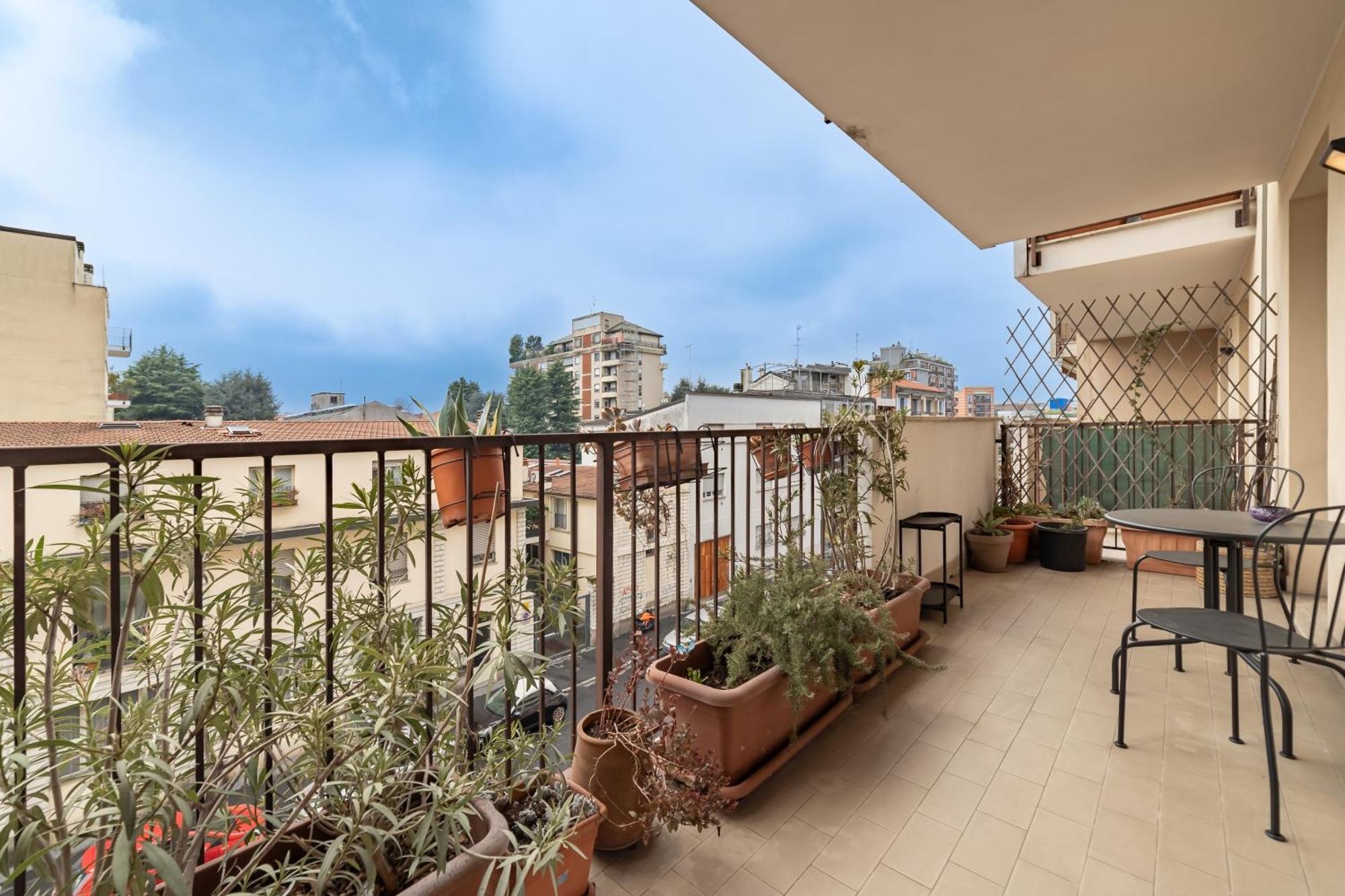 10 Minutes From Bocconi, Elegance And Comfort * Milão