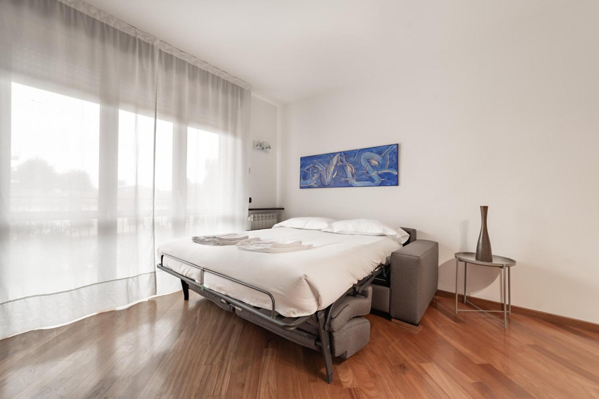10 Minutes From Bocconi, Elegance And Comfort * Milão