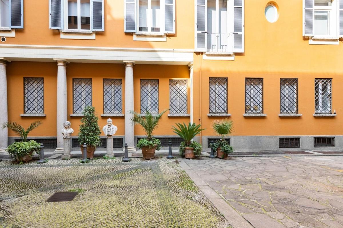 Brera Center Milano-the Art Of Living-metro * Milan