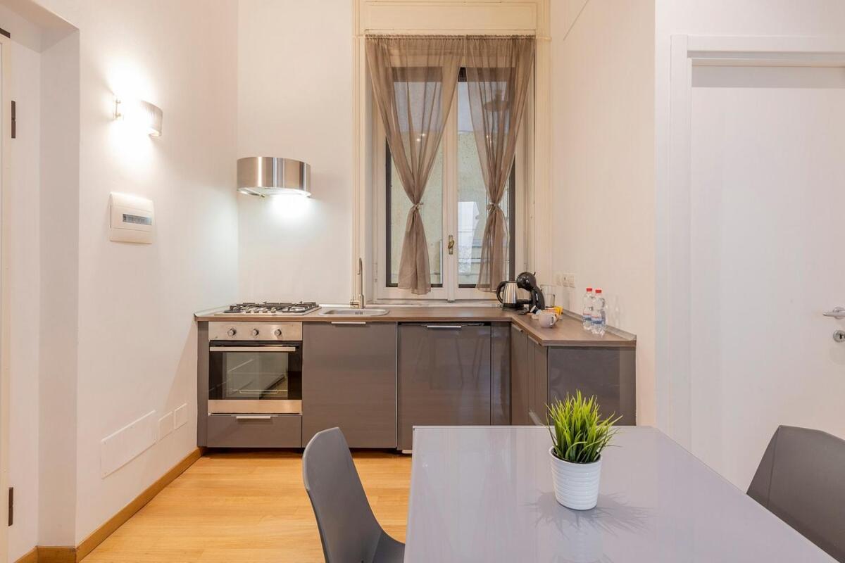 Station - B Apartment *