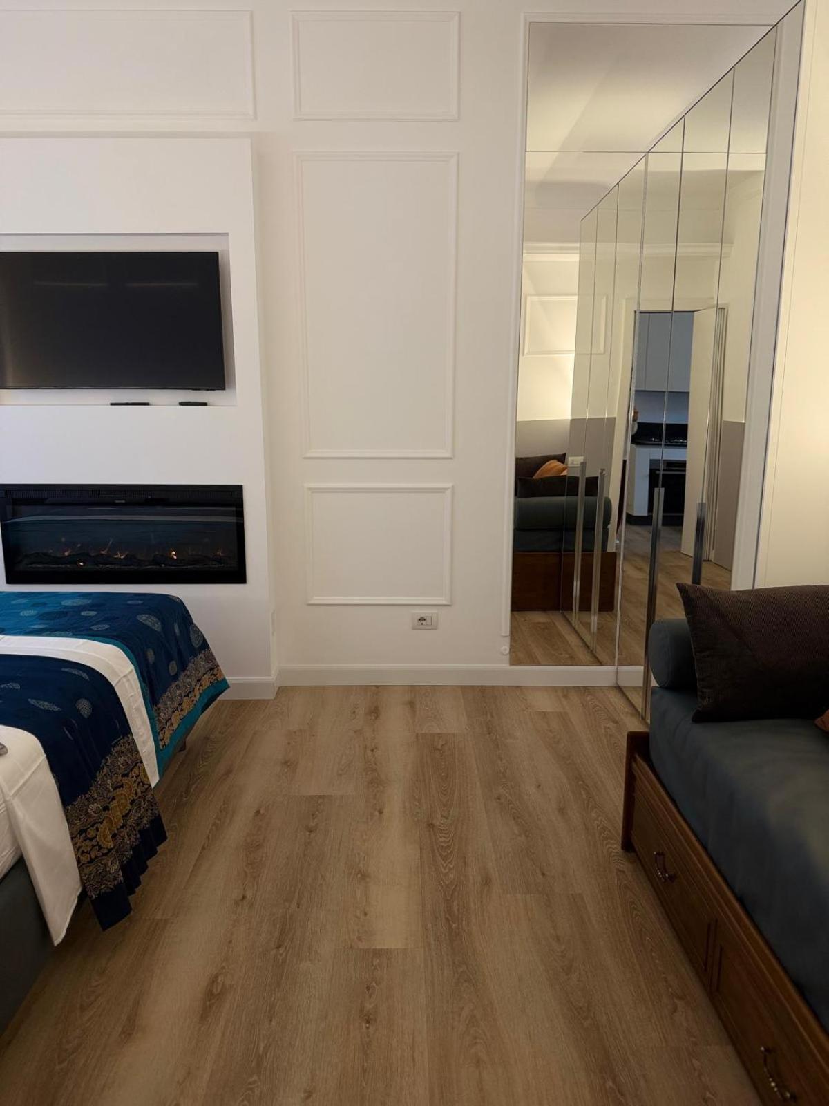 Apartment Casa Estia - Mico, Citylife, San Siro, Elegance And Comfort In The Heart Of Milan