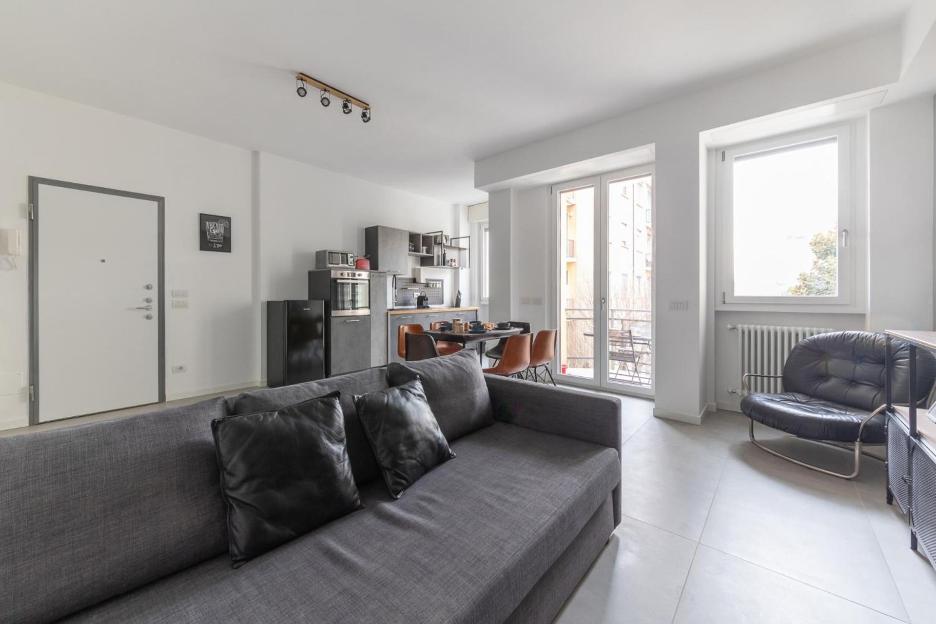 Modern And Comfortable In Cenisio Area