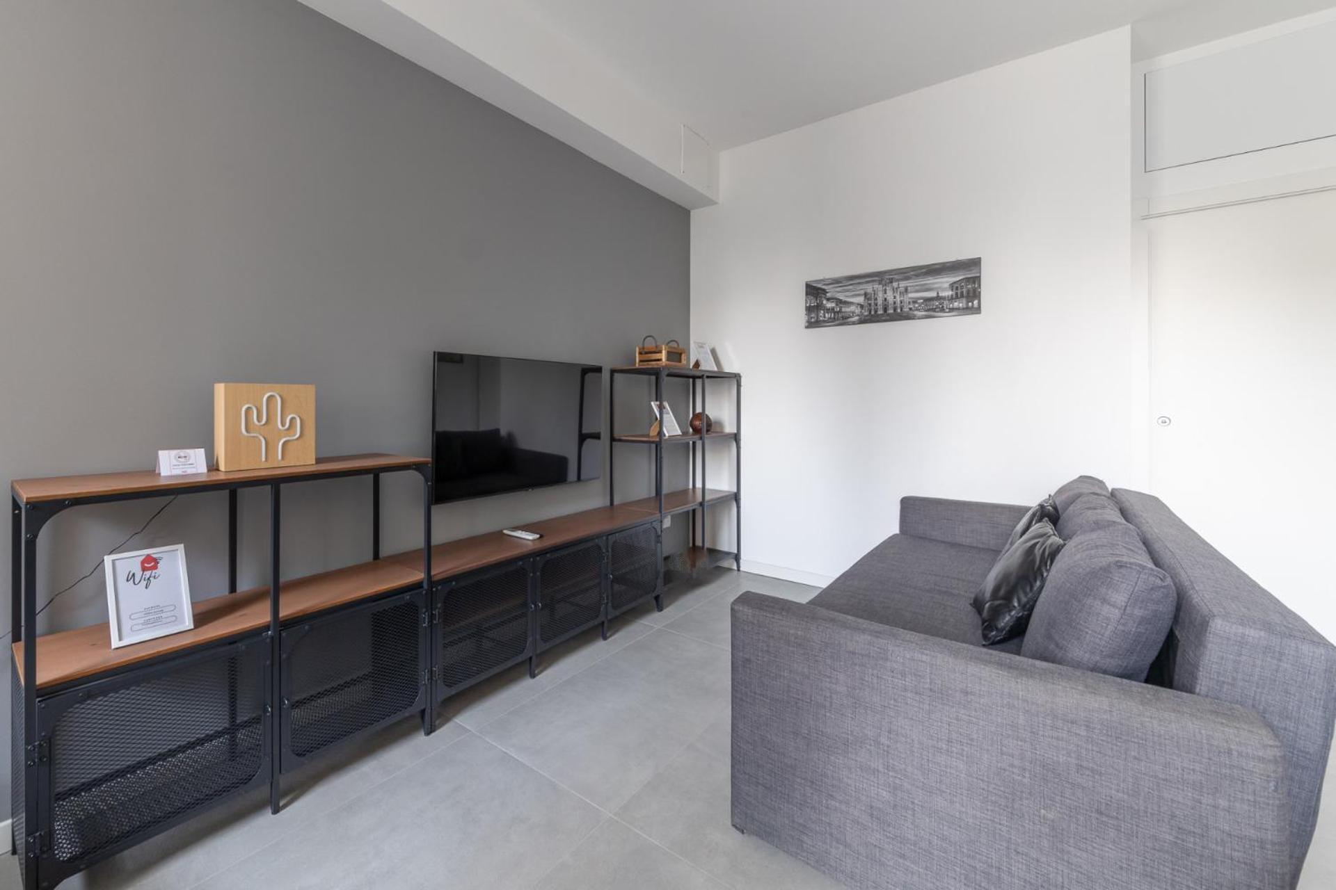 Modern And Comfortable In Cenisio Area Apartment *