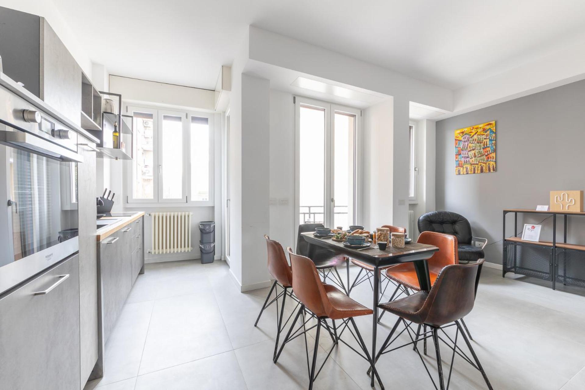 Modern And Comfortable In Cenisio Area * Milan