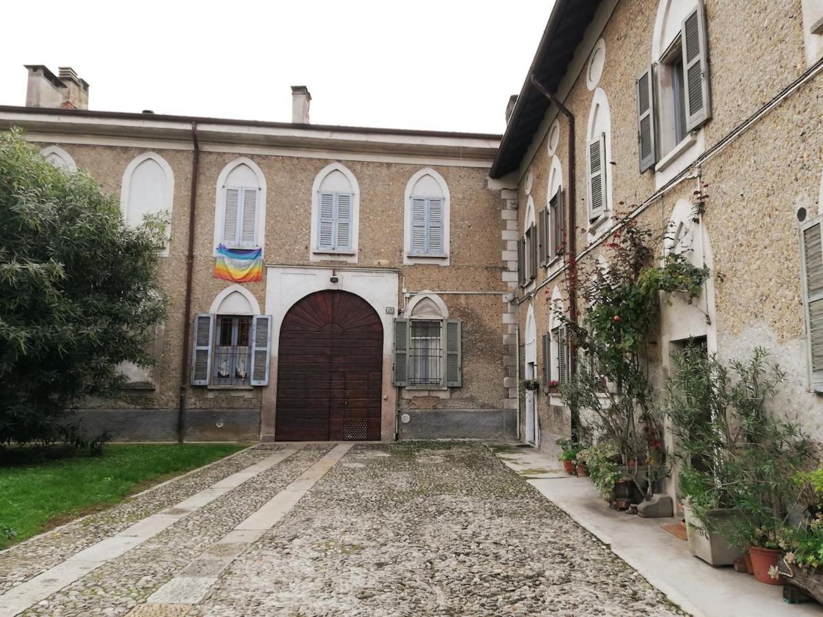 Cozy In A Secret Corner Of Apartment Milan