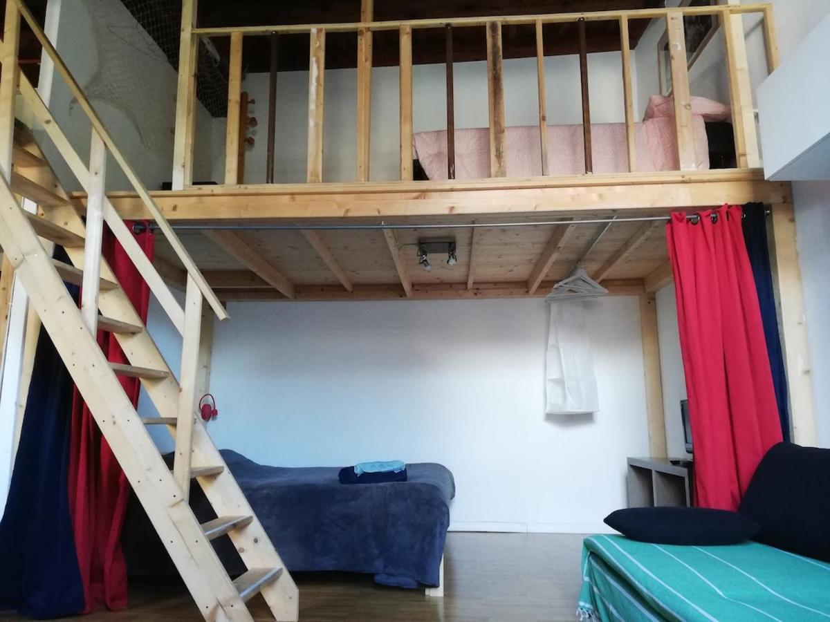 Cozy In A Secret Corner Of Apartment