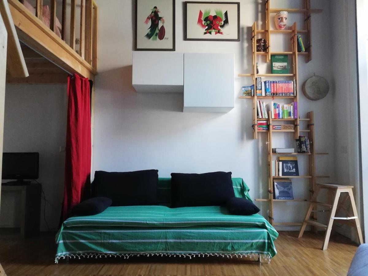 Cozy In A Secret Corner Of Apartment Milan