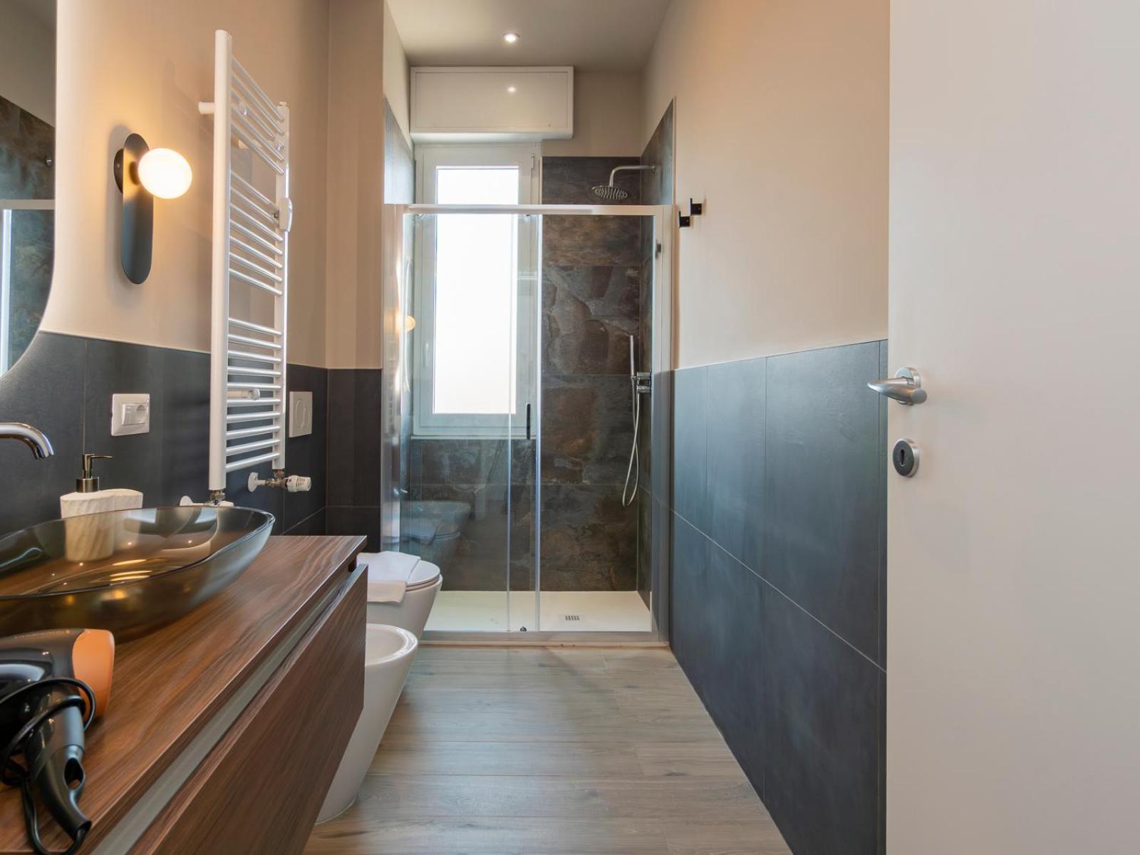 New Two-room A Stone's Throw From The M3 Metro Apartment Milan