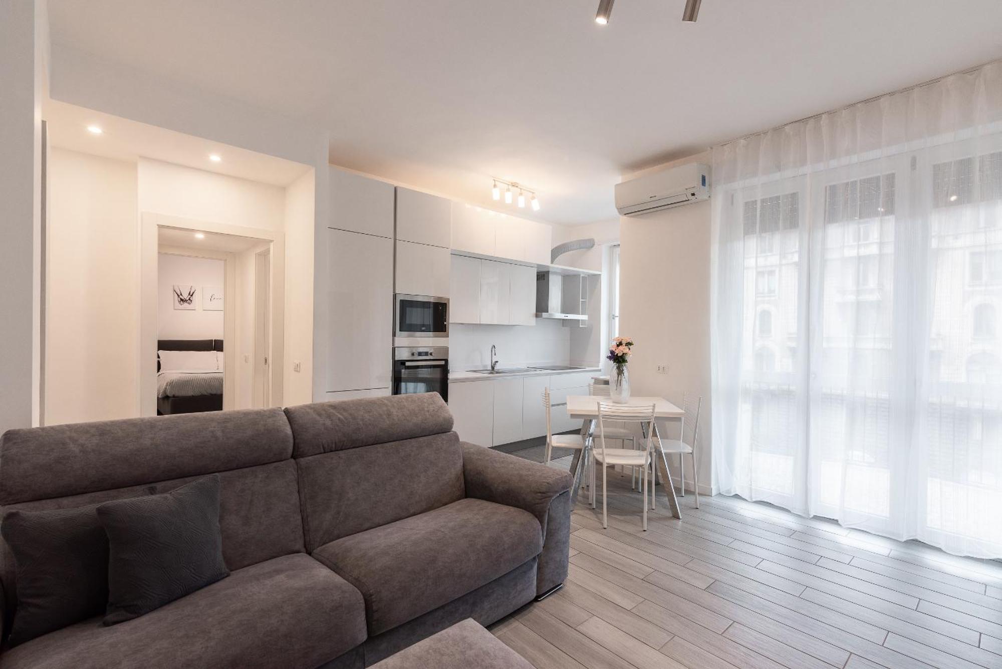 Audrey Flat - Stazione Apartment Milan