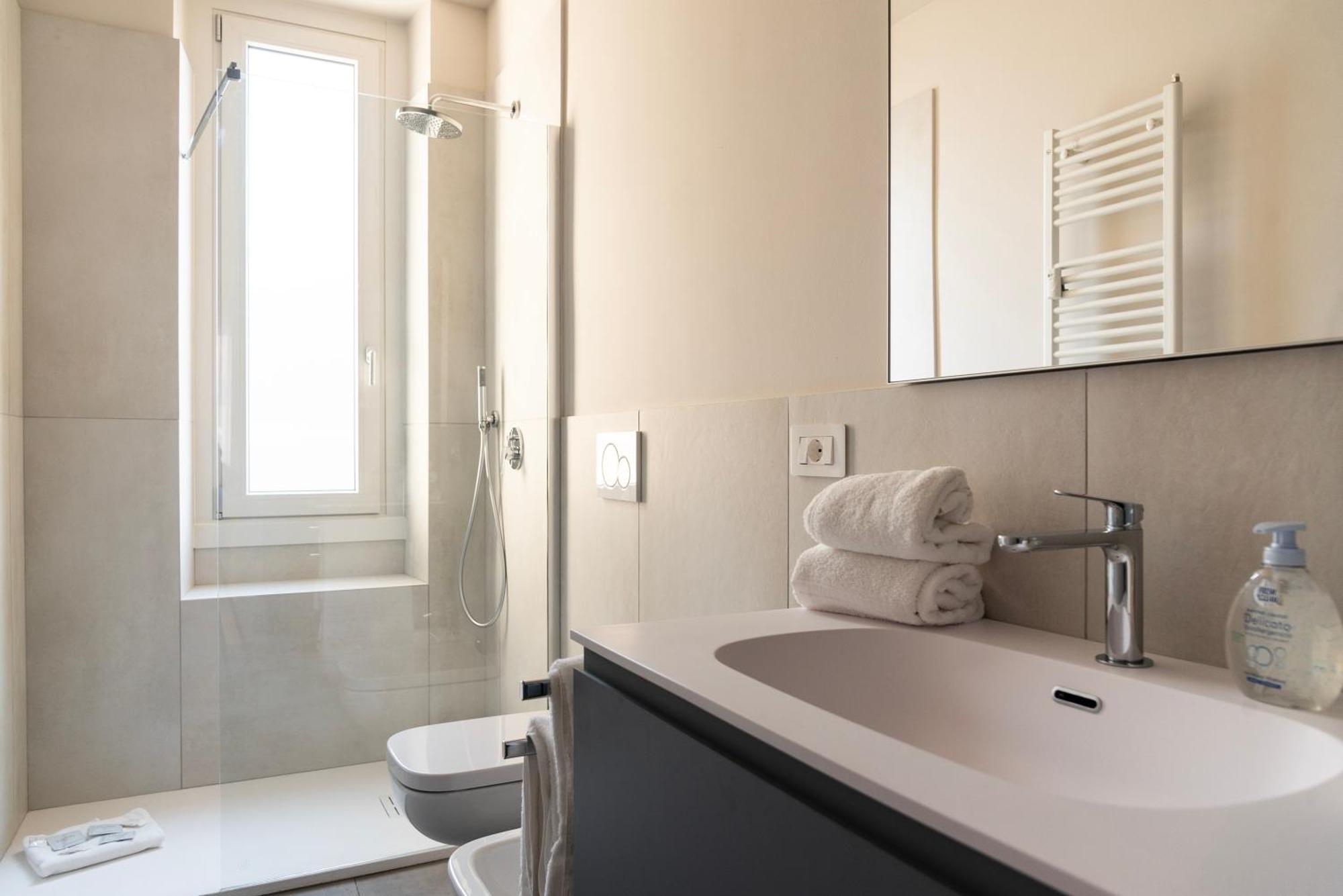 Youhosty - 3 Bedroom Citta Studi Milan