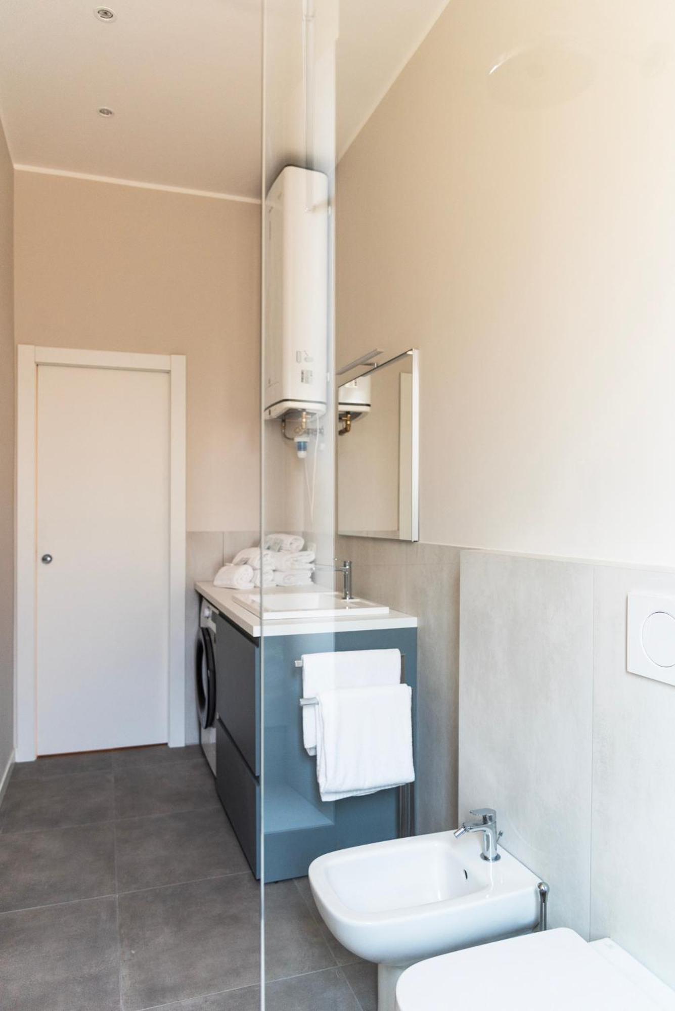 Youhosty - 3 Bedroom Citta Studi * Milan