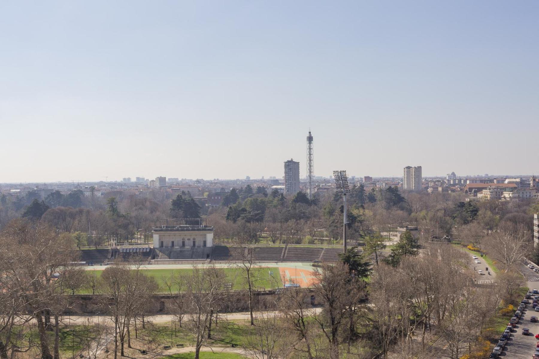 Apartment Skyline View Biancamano 1 Bdr With Balcony By Rentopolis