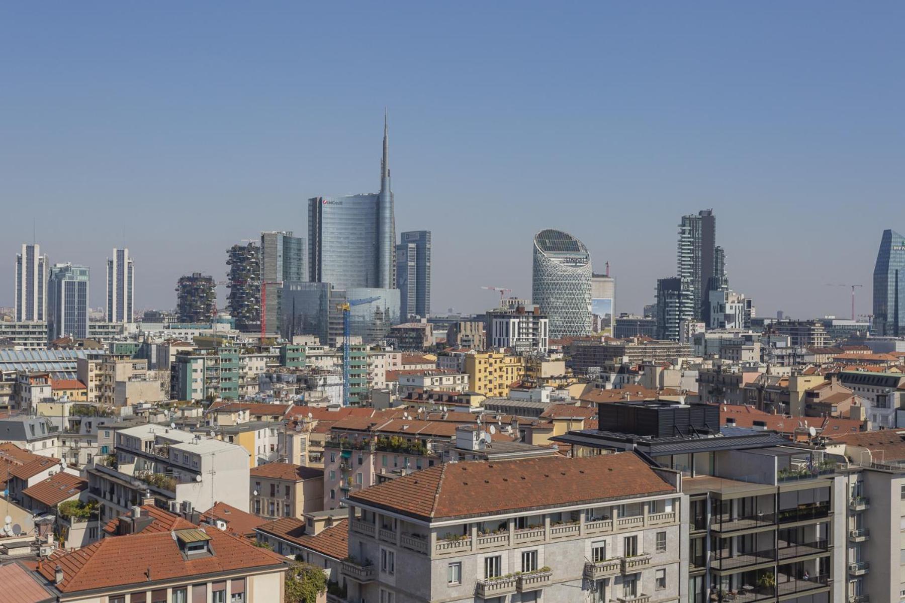 Apartment Skyline View Biancamano 1 Bdr With Balcony By Rentopolis Milan