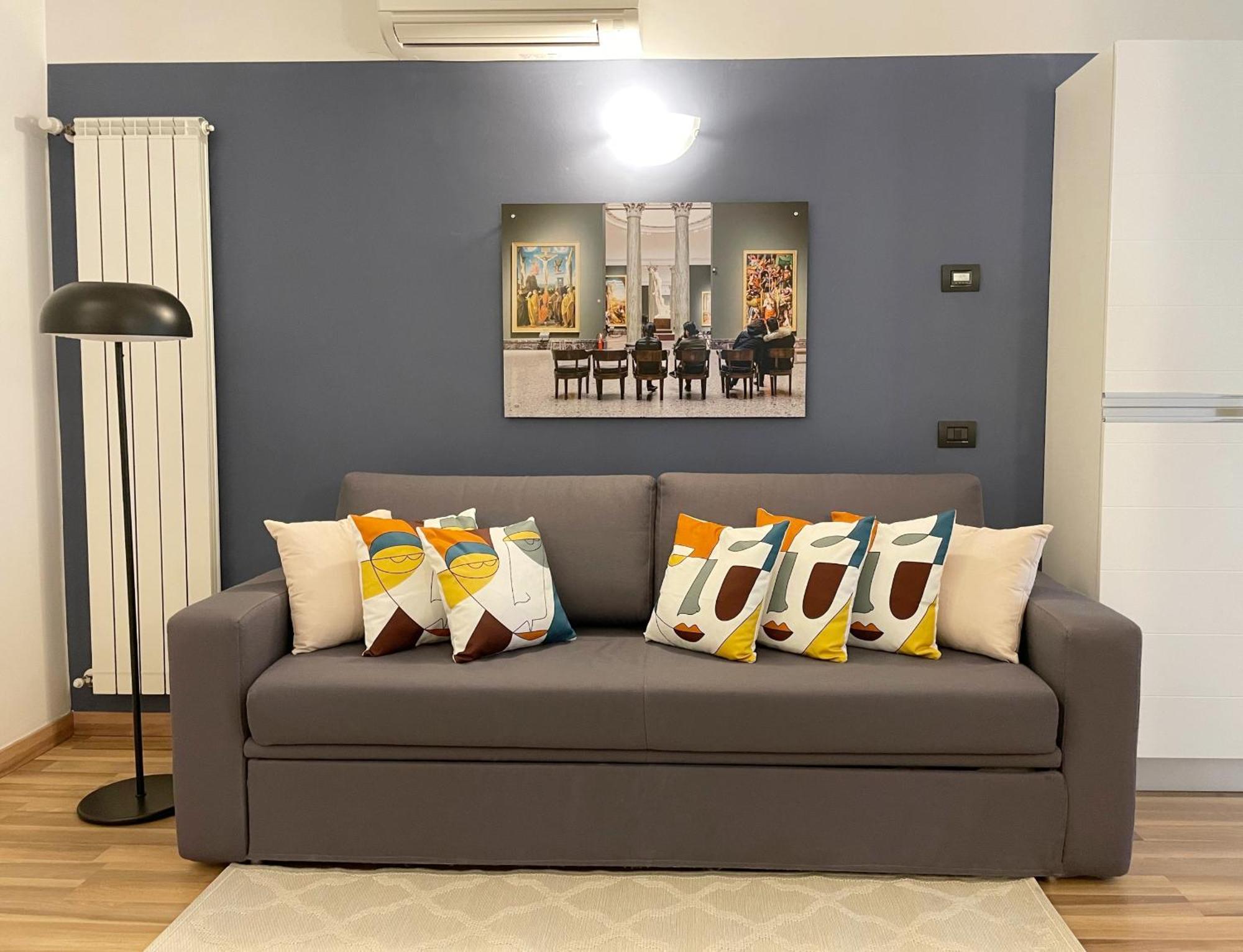 Apartment Rentopolis - Palazzo Candiani Milan