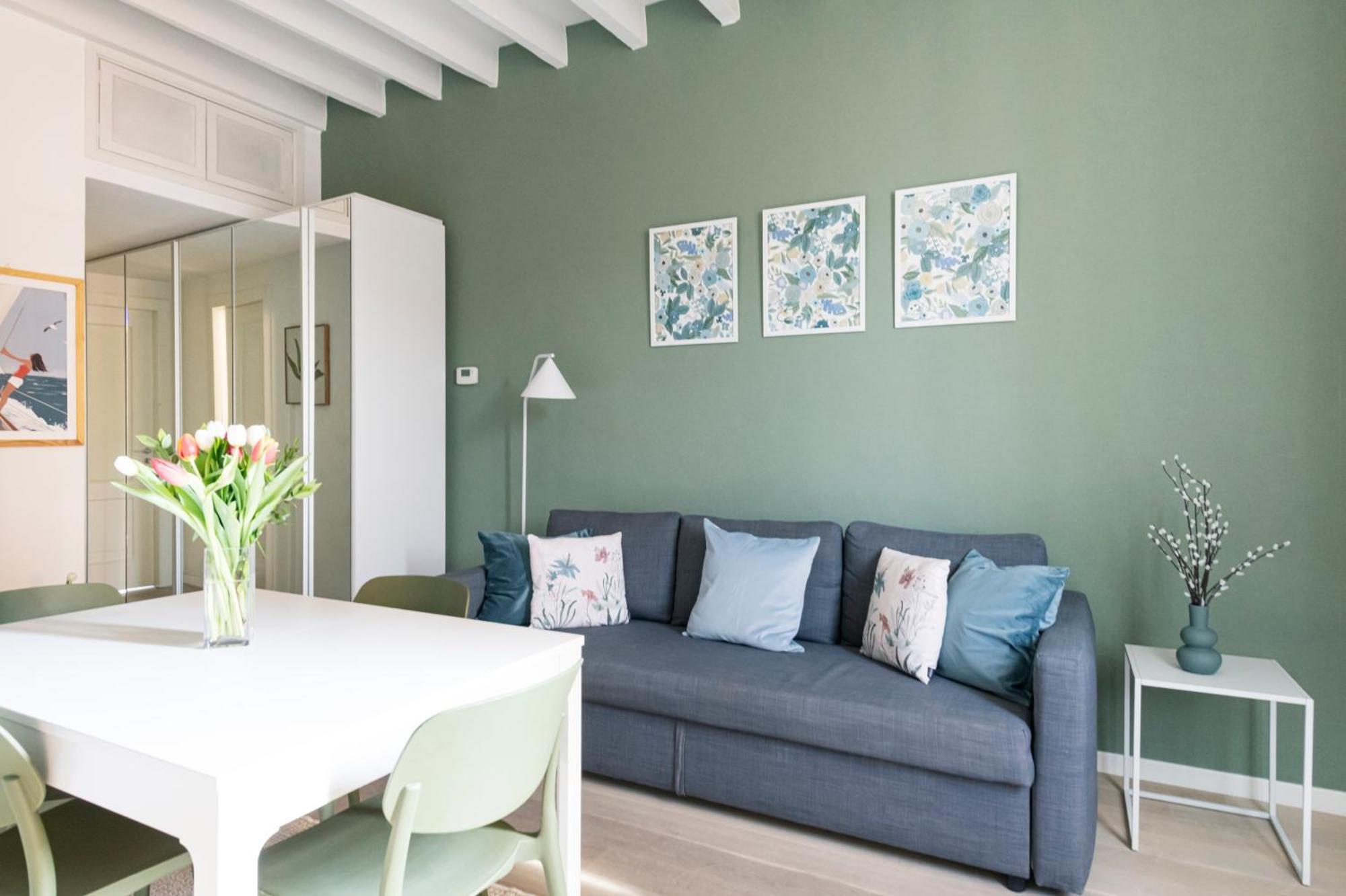 Apartment Lovely On The Navigli River By Easylife Milan