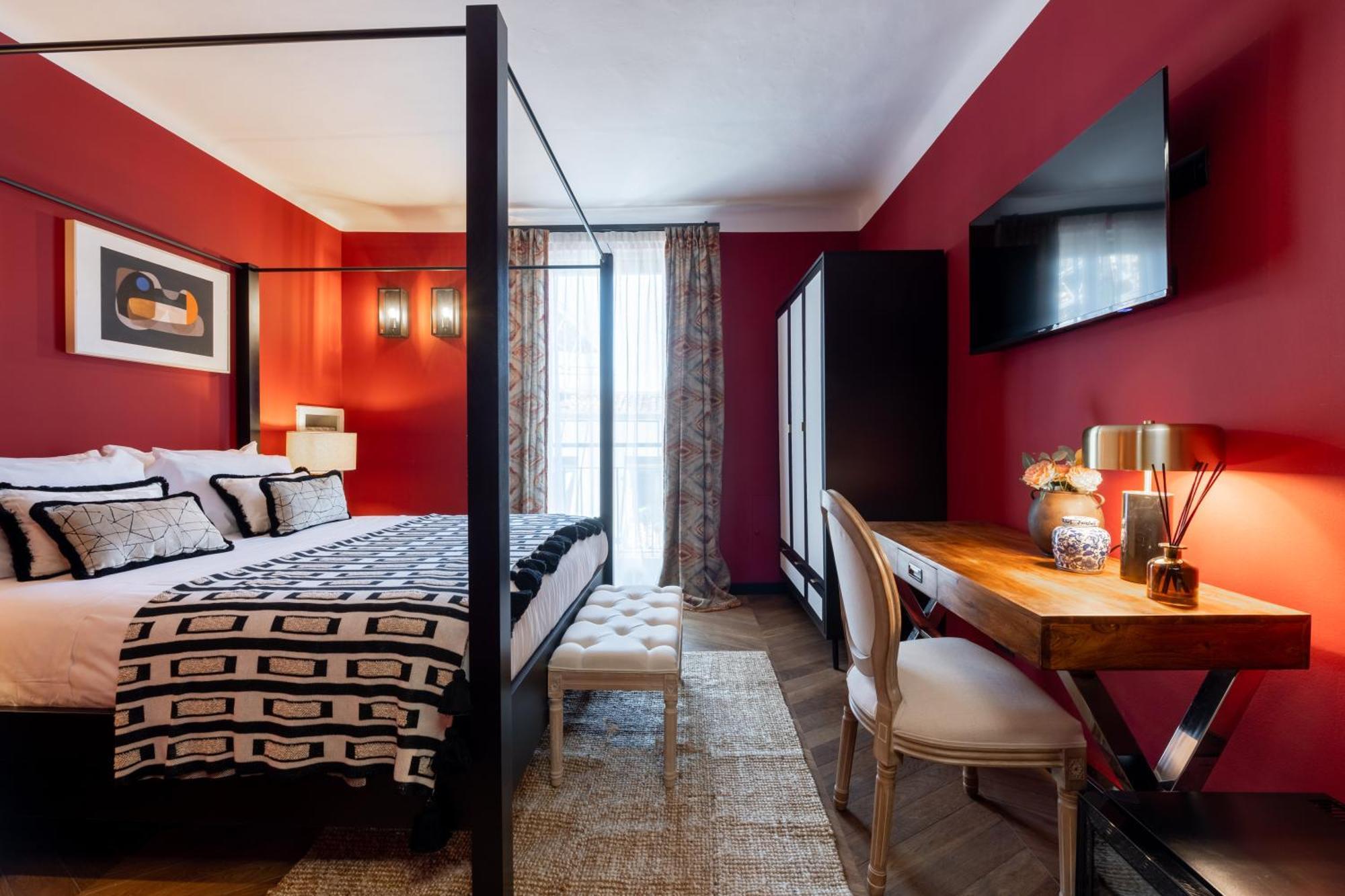 The Couper Bagutta Guest house