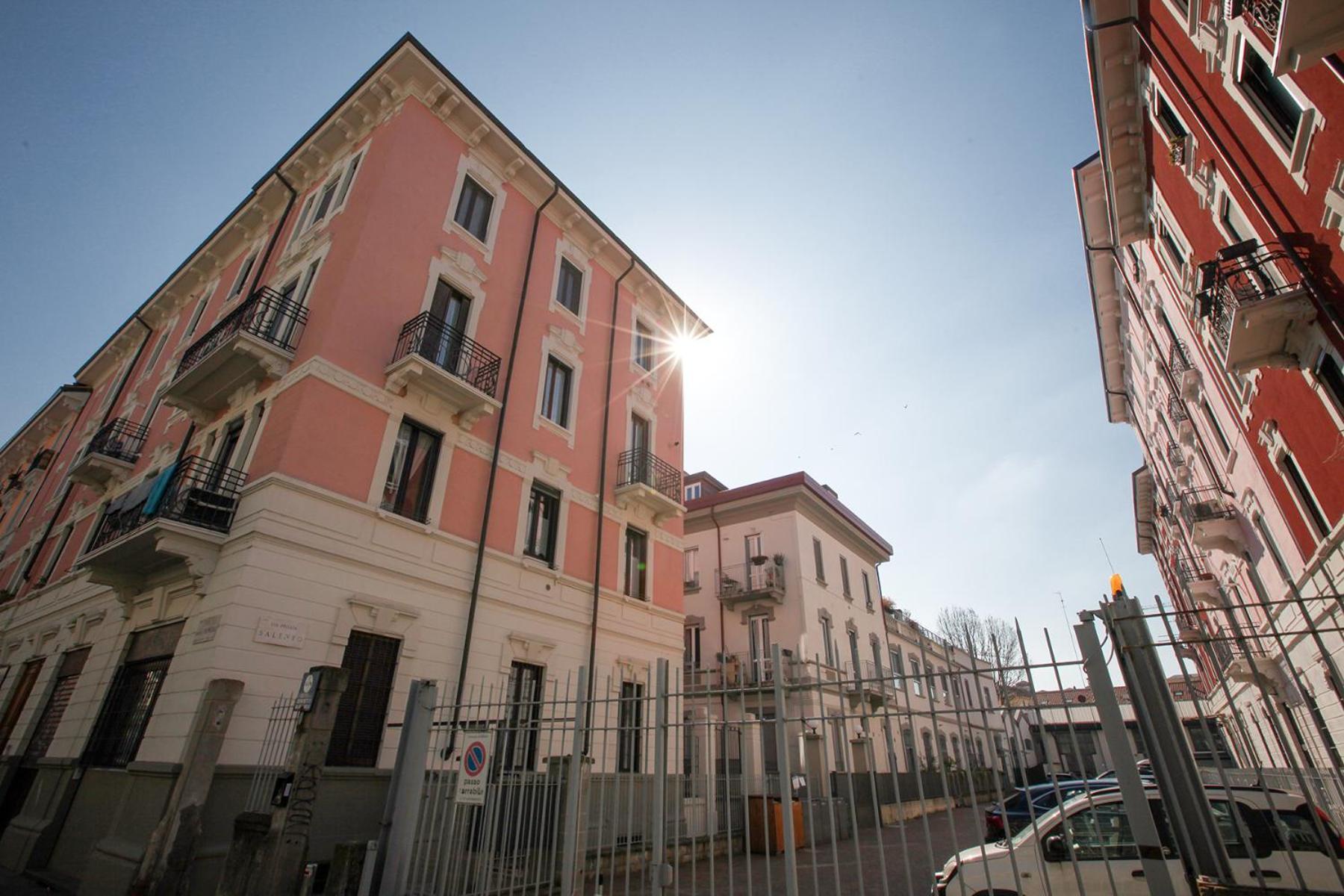 Beautiful Loft Near Navigli Apartment