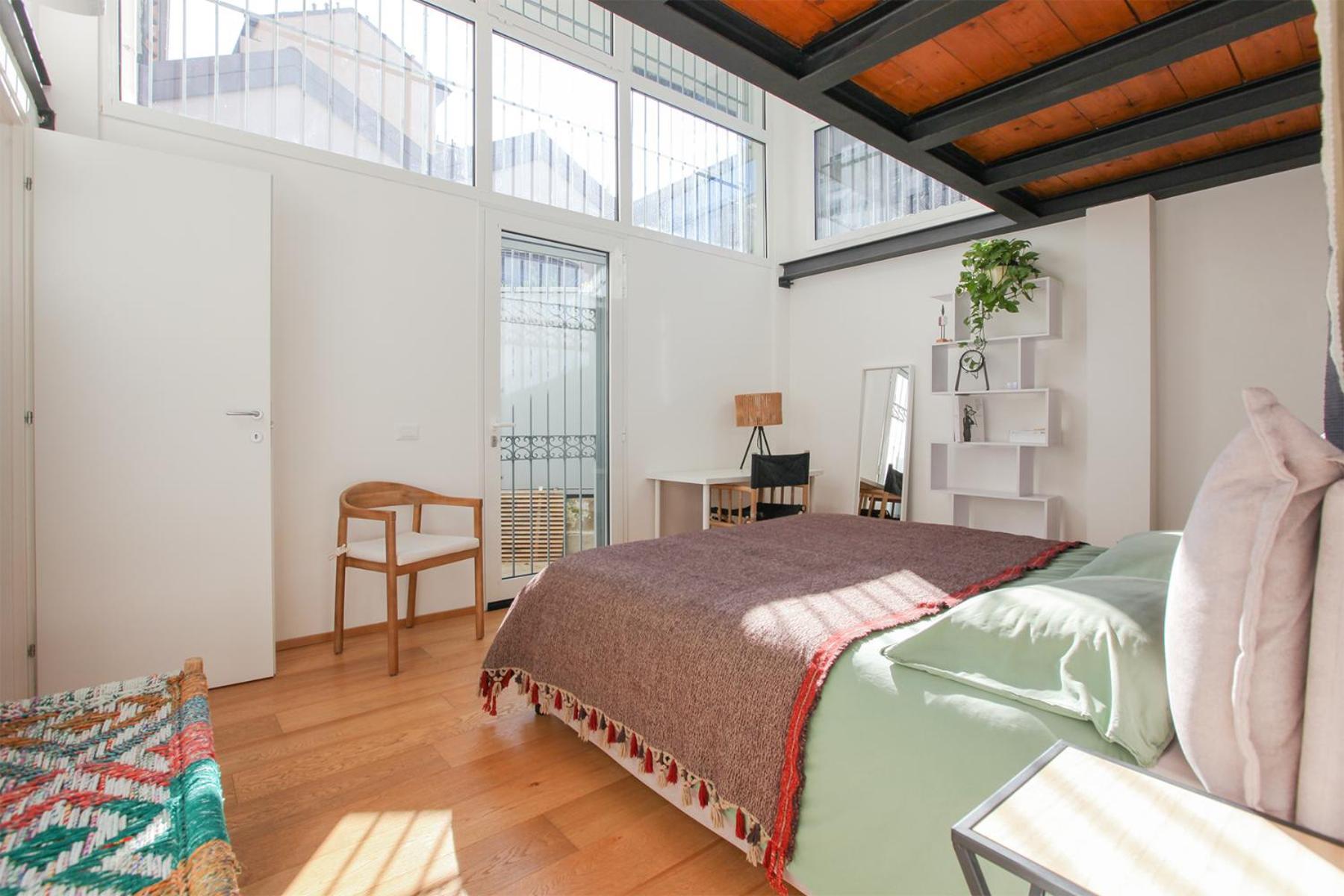 Beautiful Loft Near Navigli Apartment