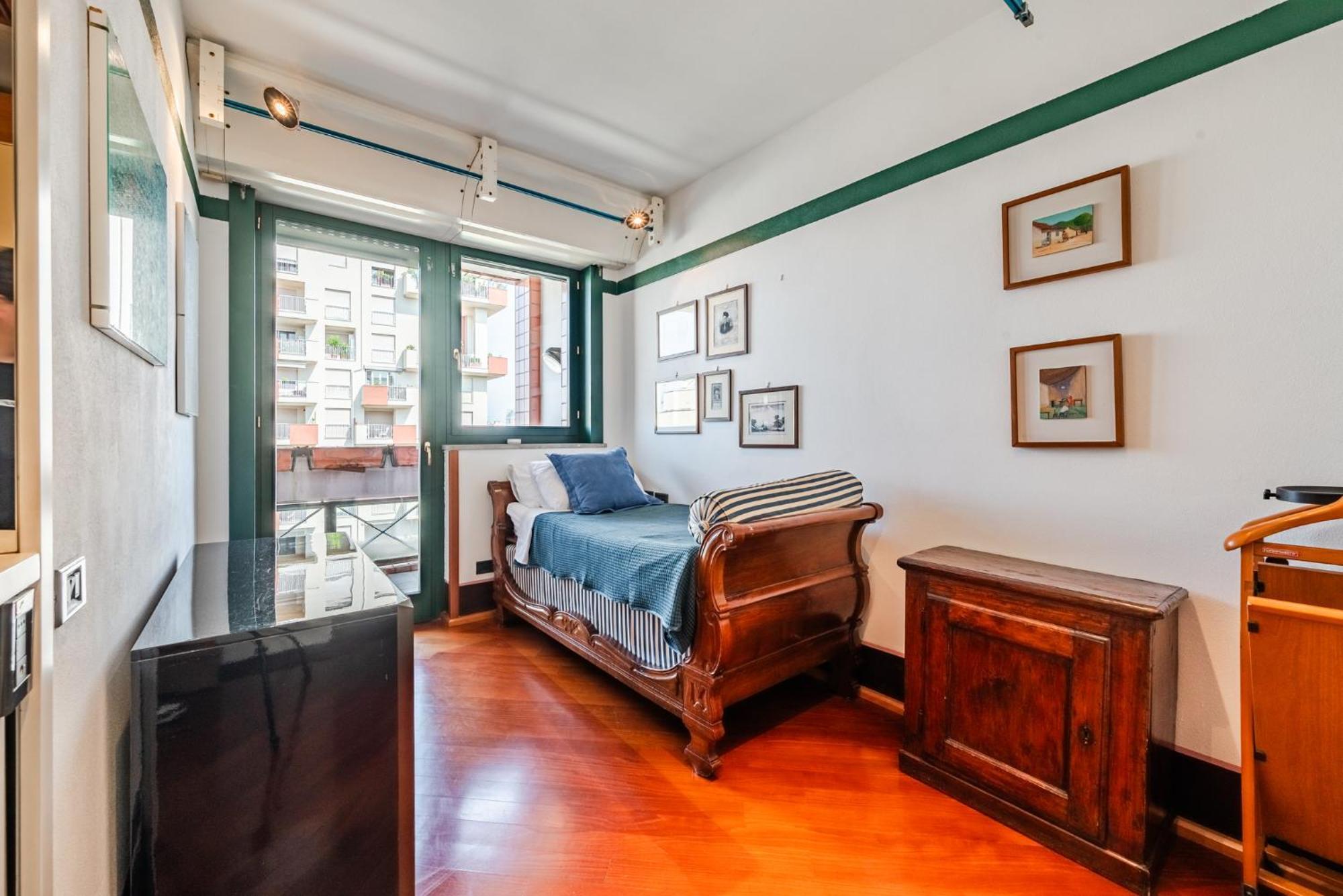 Luxury Penthouse - Sauna, Garage, Office, Terrace Holiday home *