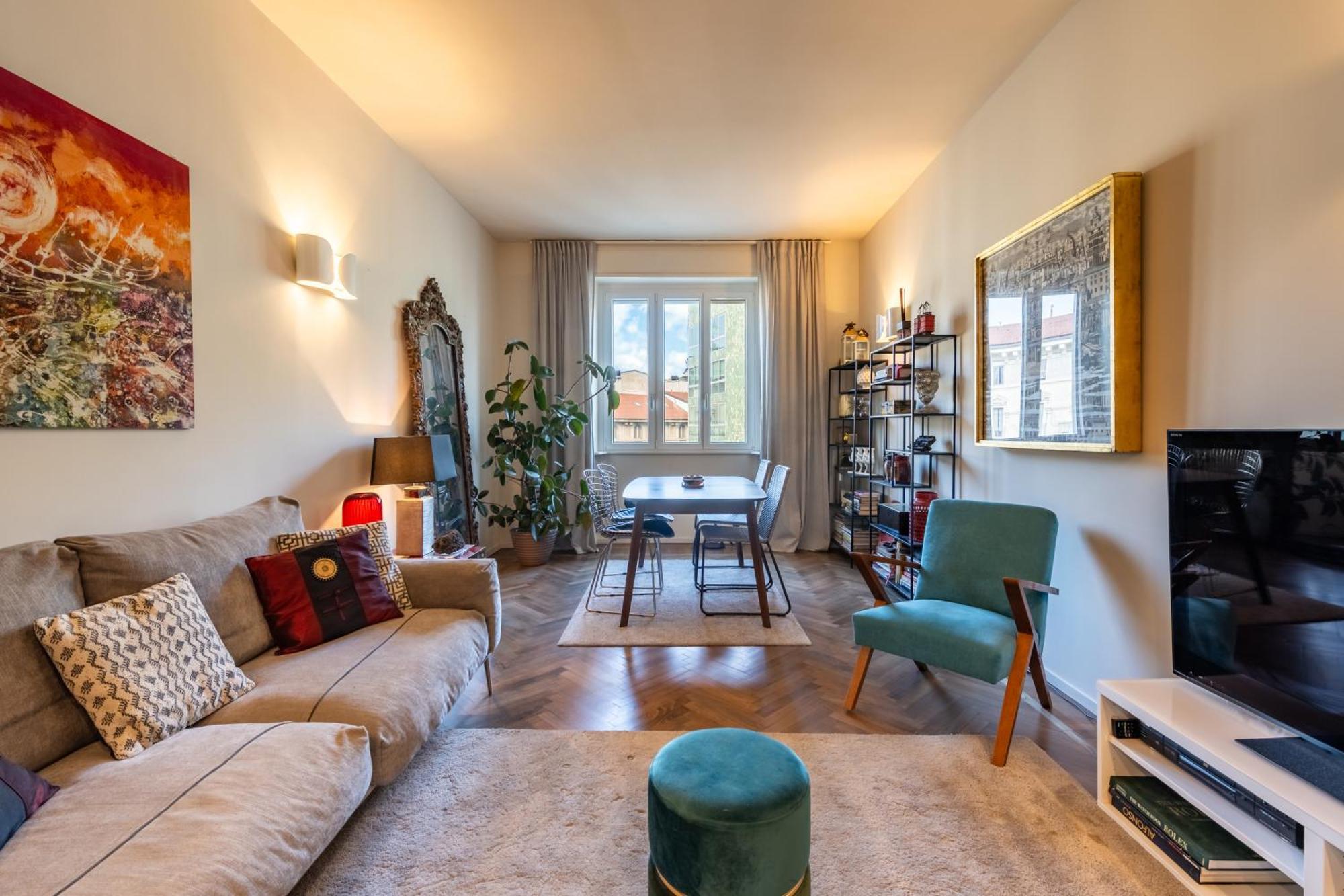 - Elegant Apartment Milan