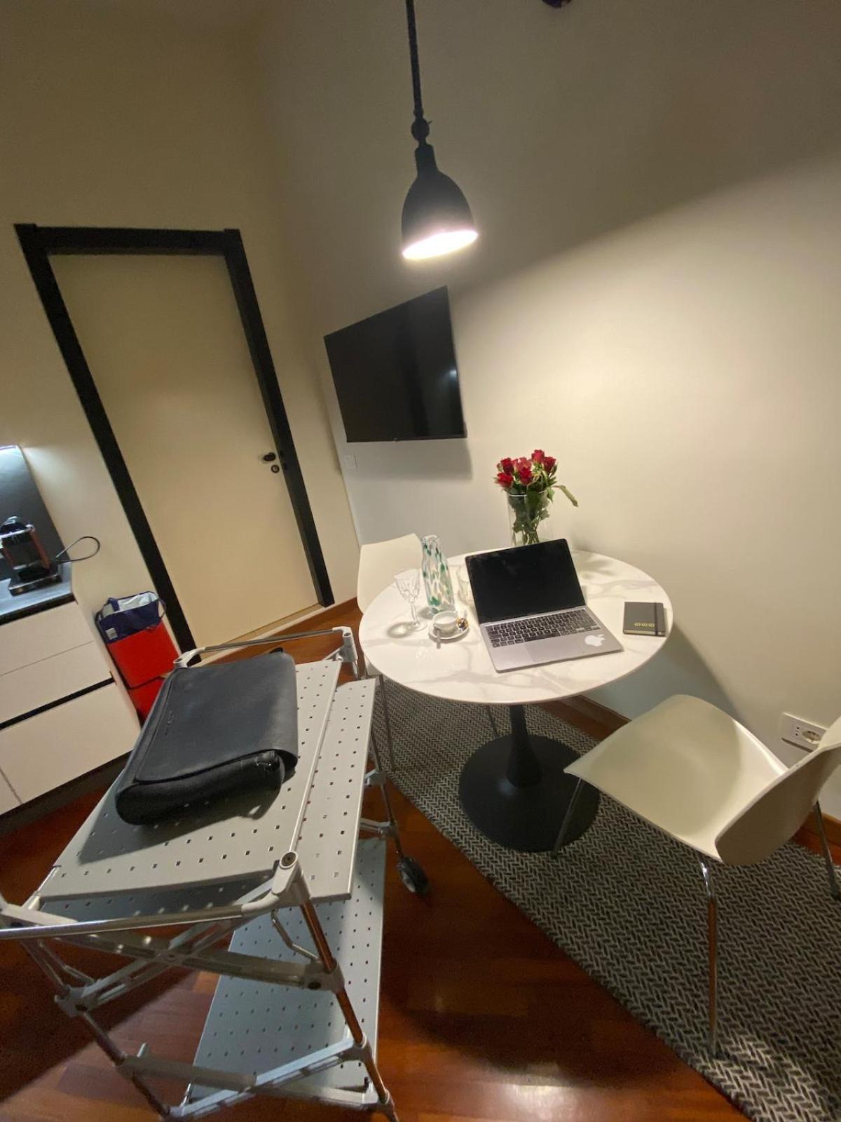Apartment Paeninsula, La Tua Casa In Porta Venezia *