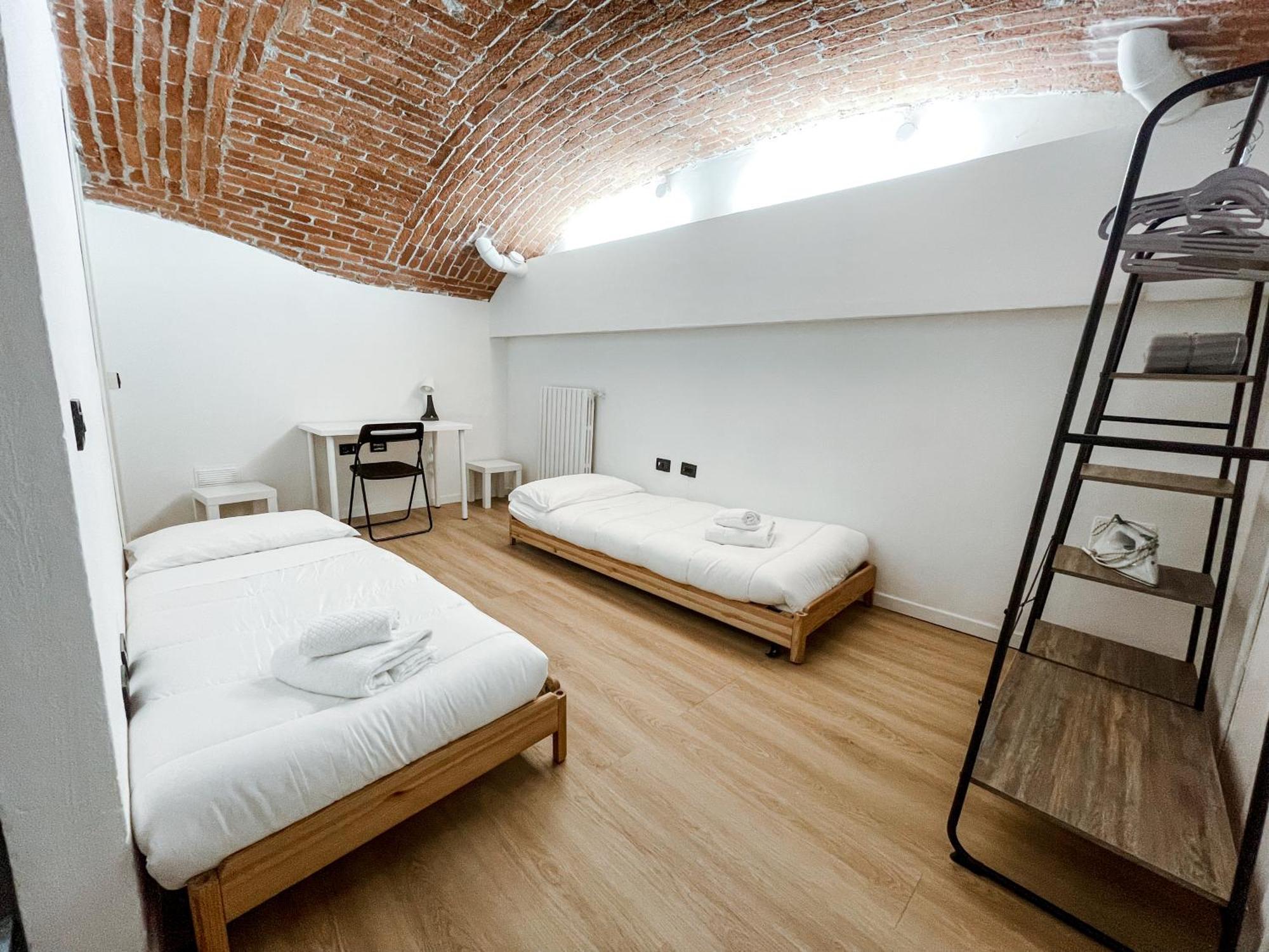 Apartment Watt Industrial Loft - Navigli District,