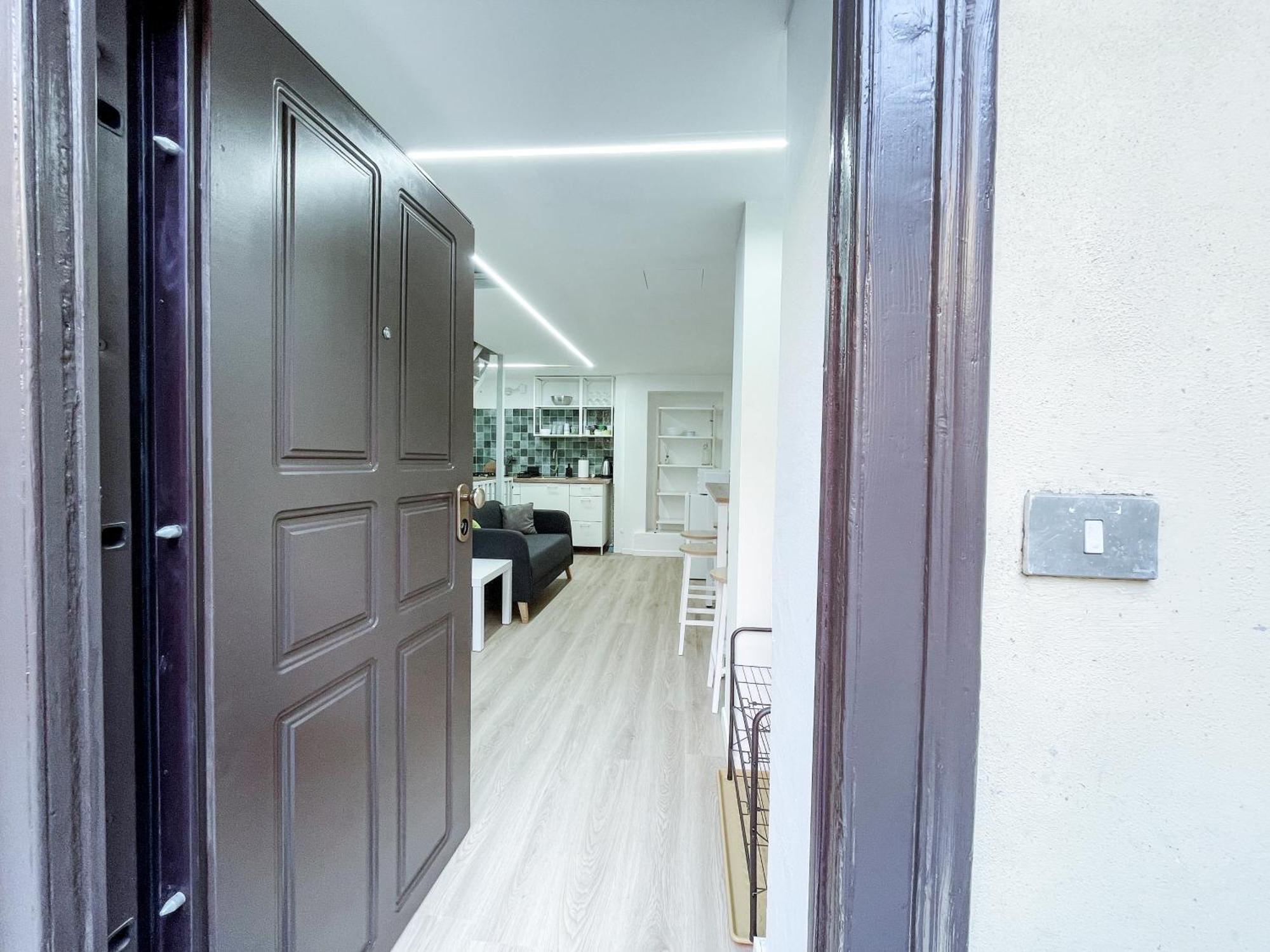 Watt Industrial Loft - Navigli District,