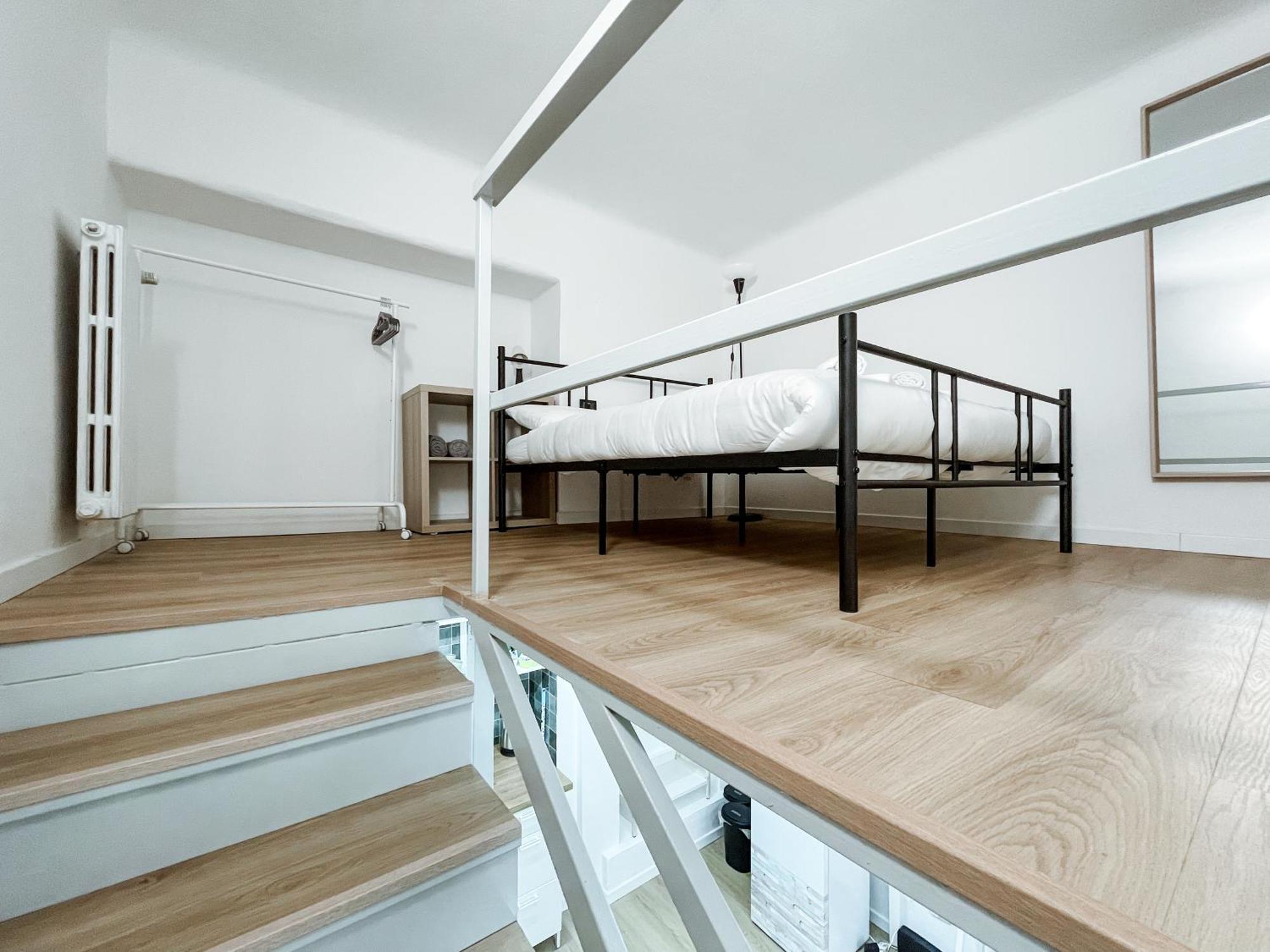Apartment Watt Industrial Loft - Navigli District,
