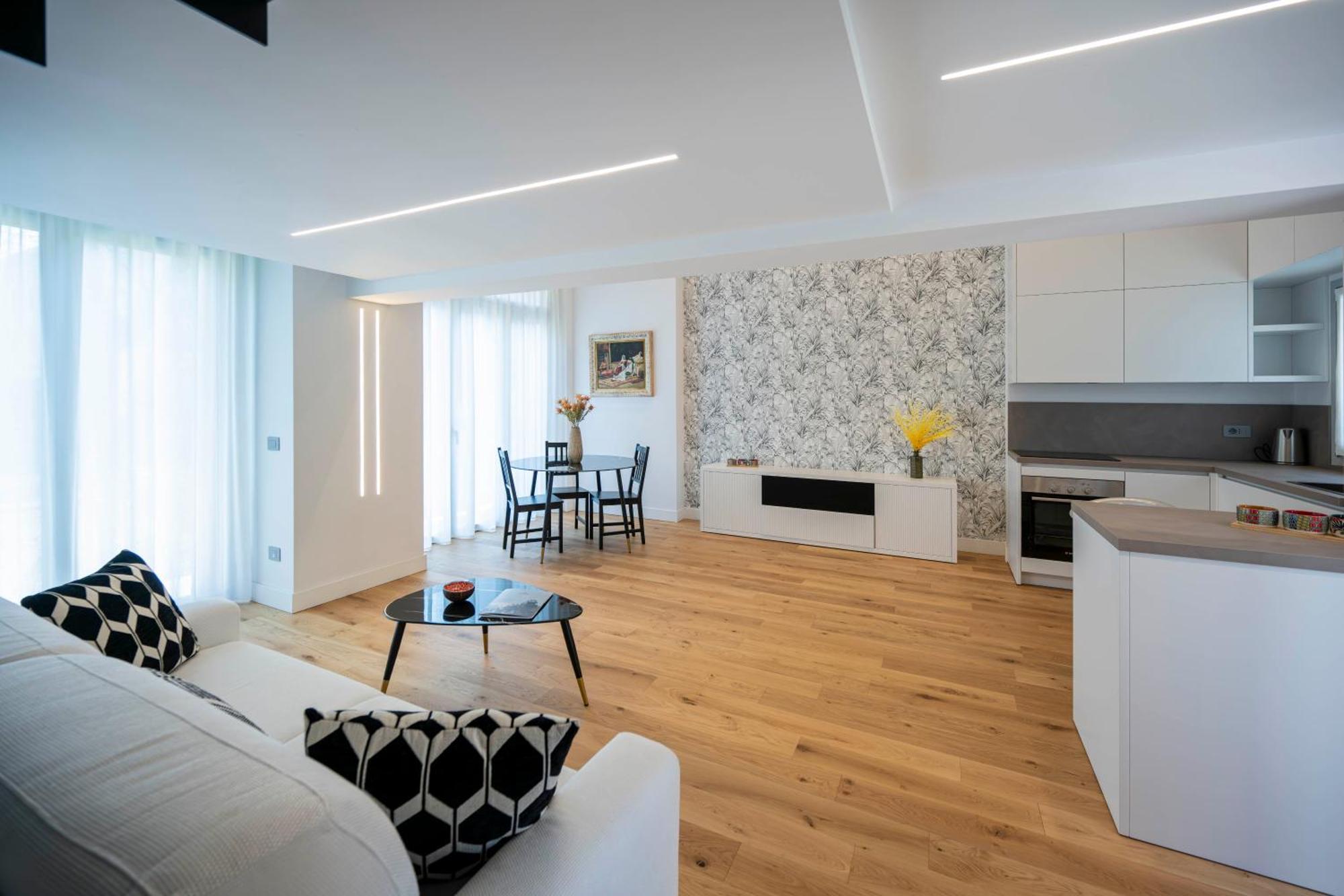 Apartment Porta 92 Romana