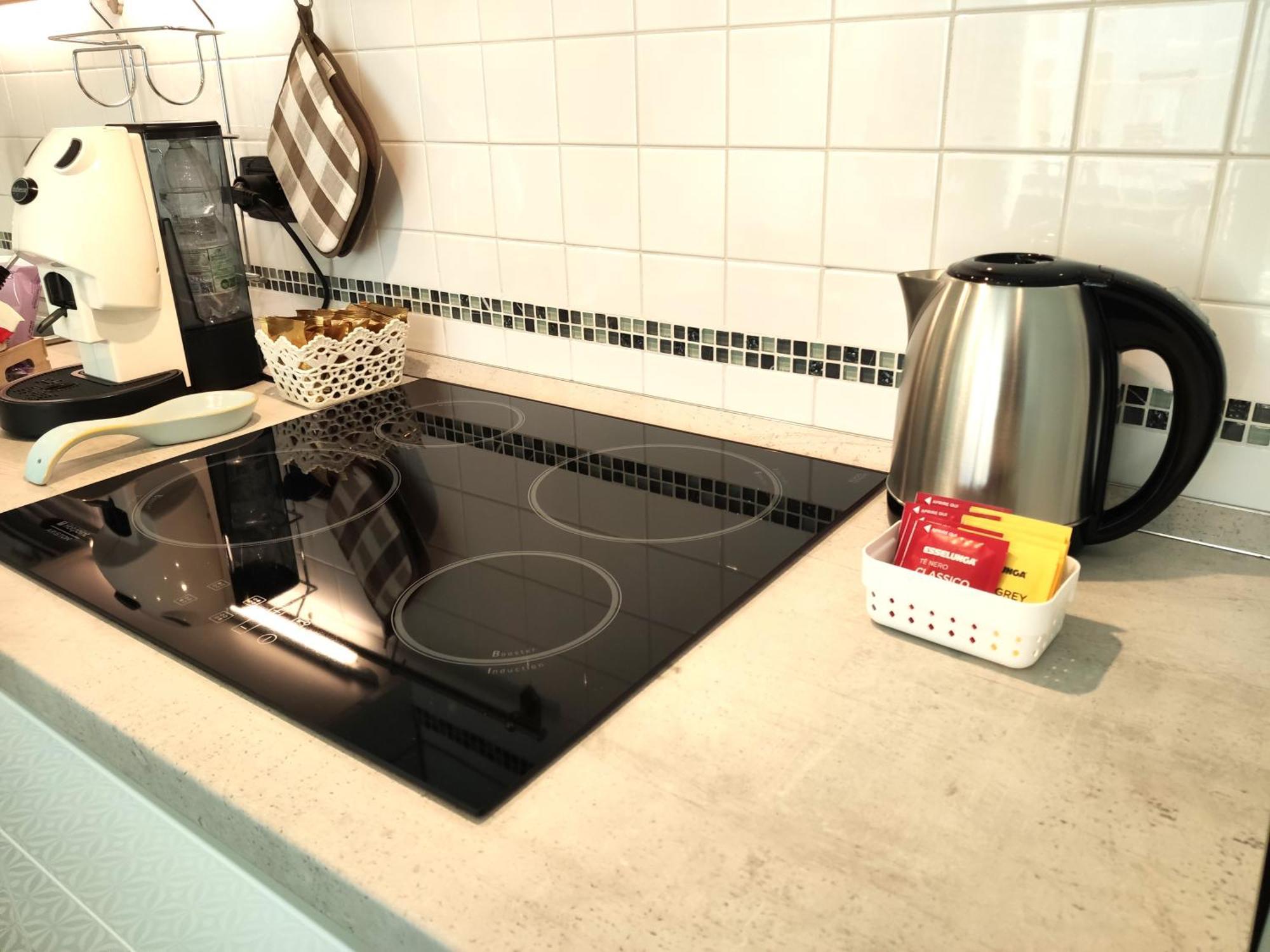 Matthias - - Modern And Cozy Flat, Close To The Metro - 10min From Station Milan