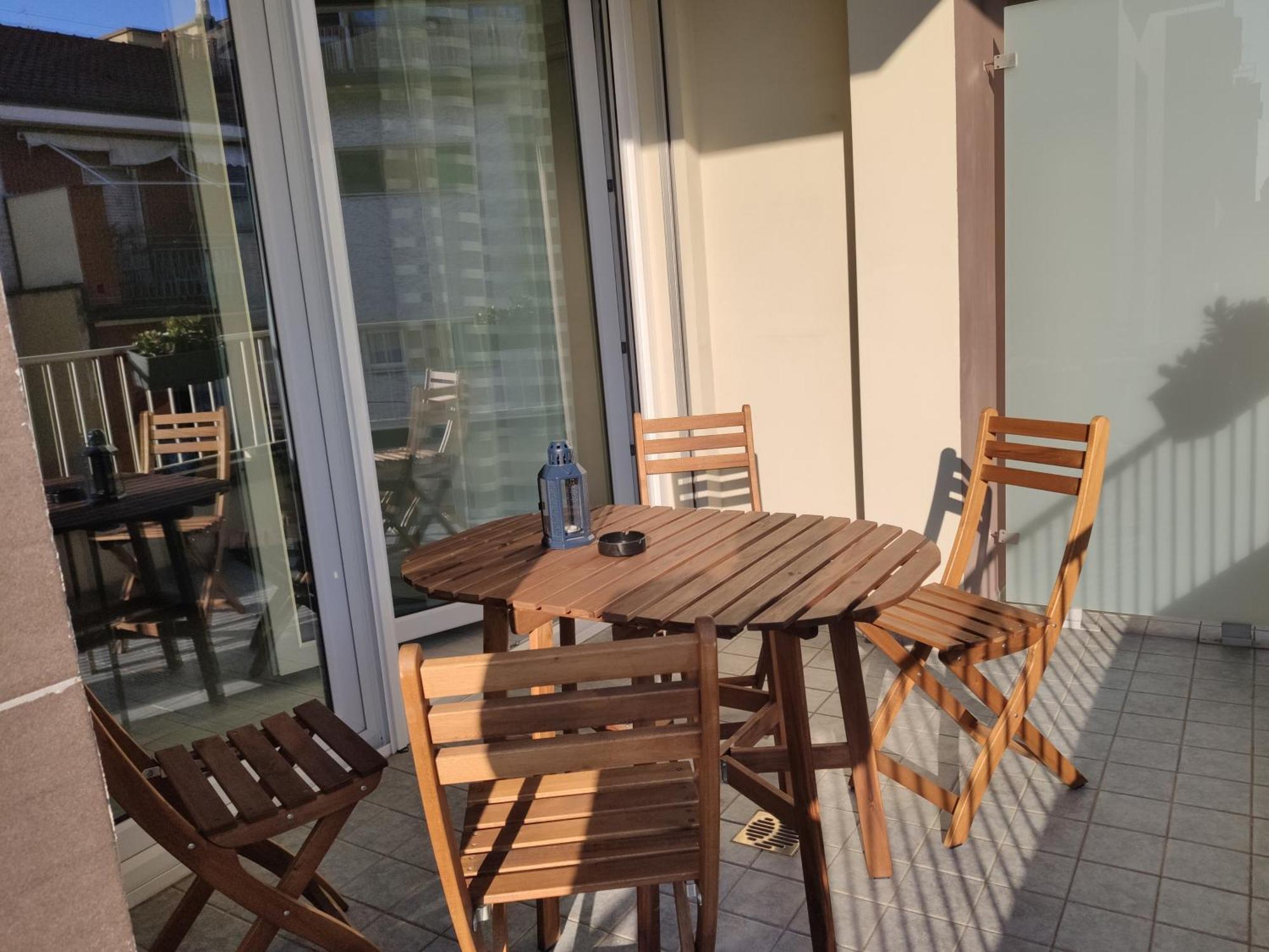 Matthias - - Modern And Cozy Flat, Close To The Metro - 10min From Station Apartment *