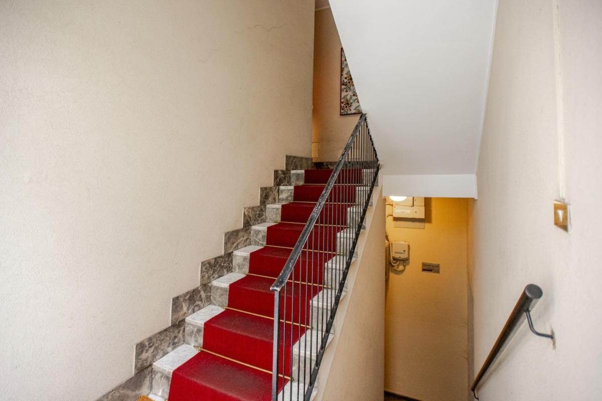 Near Station Apartment Milan