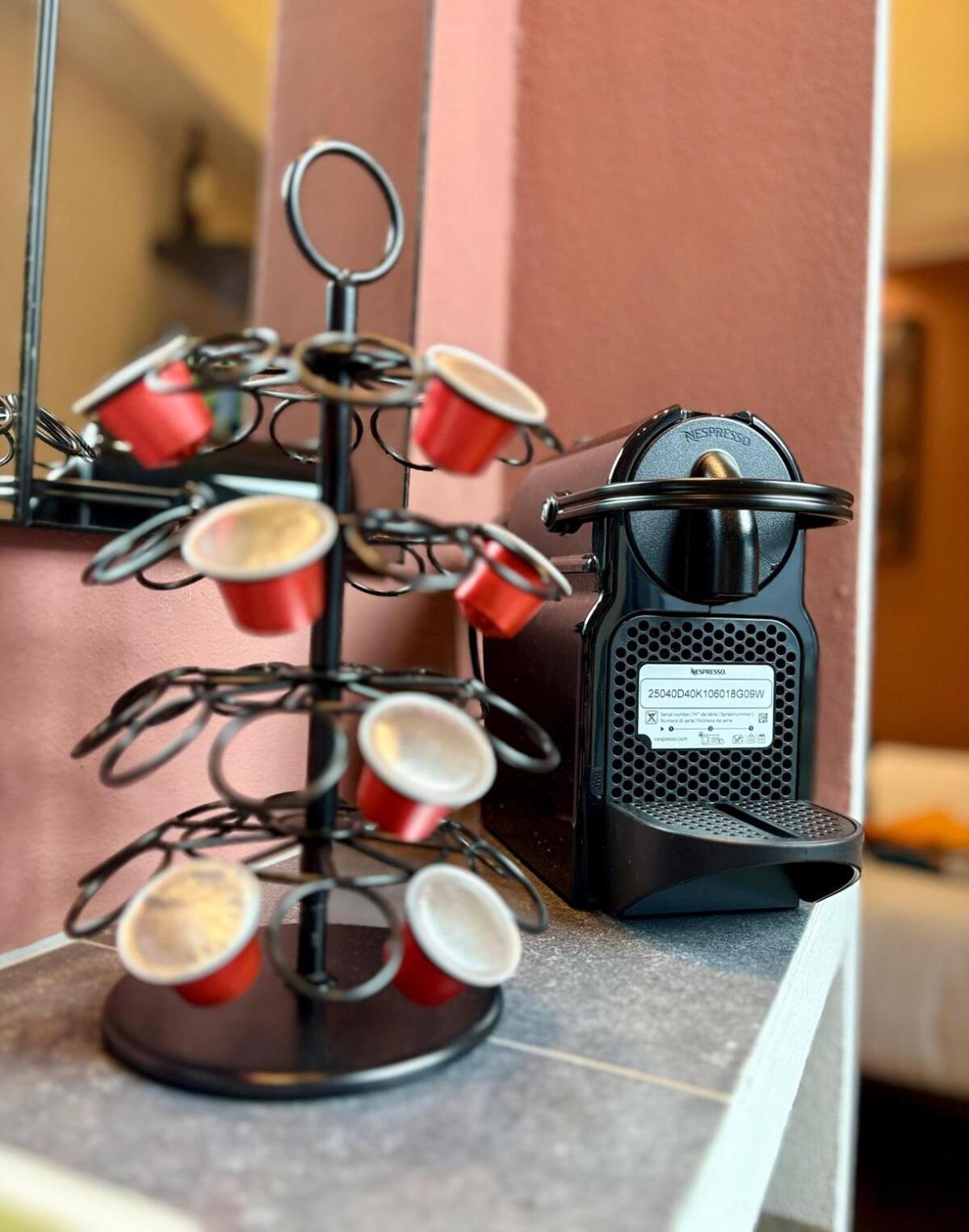 Historic Center Flat- Duomo 10m-m4 Vetra Apartment *