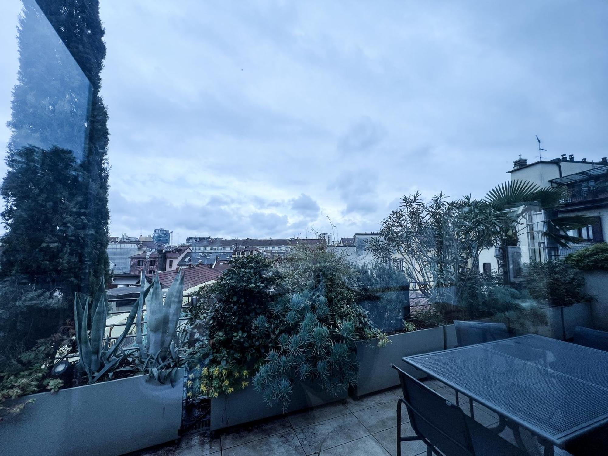 Apartment Garden Penthouse - Large & Trendy Flat,