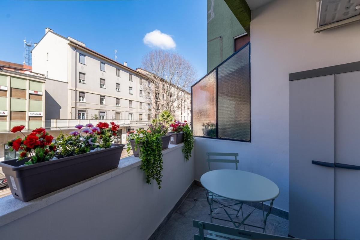 Bright Elegant Flat With Balcony, Portello * Milan