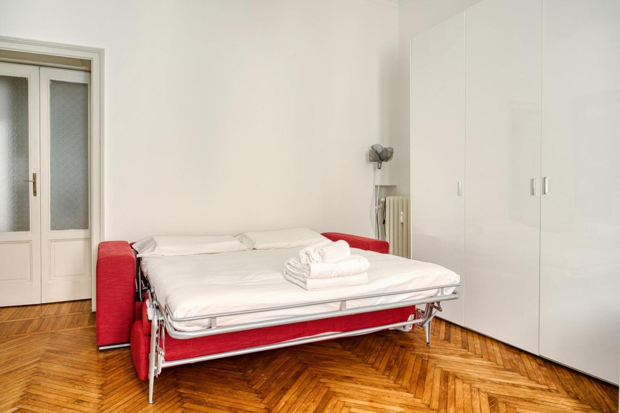 Luxury - Life Apartment