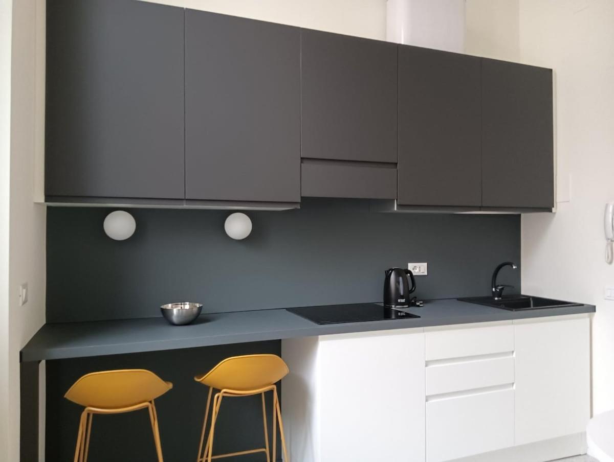 Apartment Casa Voghera Milan