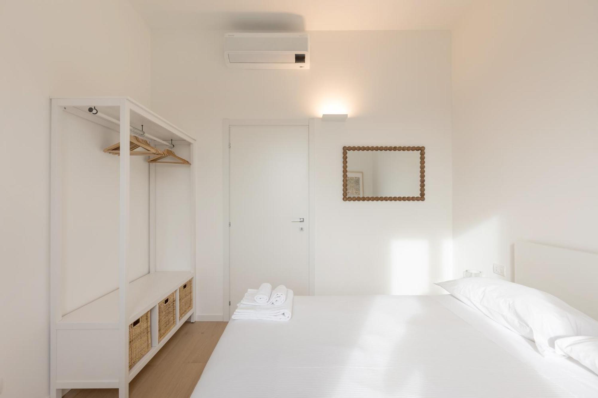 Splendido Quadrilocale Darsena - Mirable Pm Apartment Milan