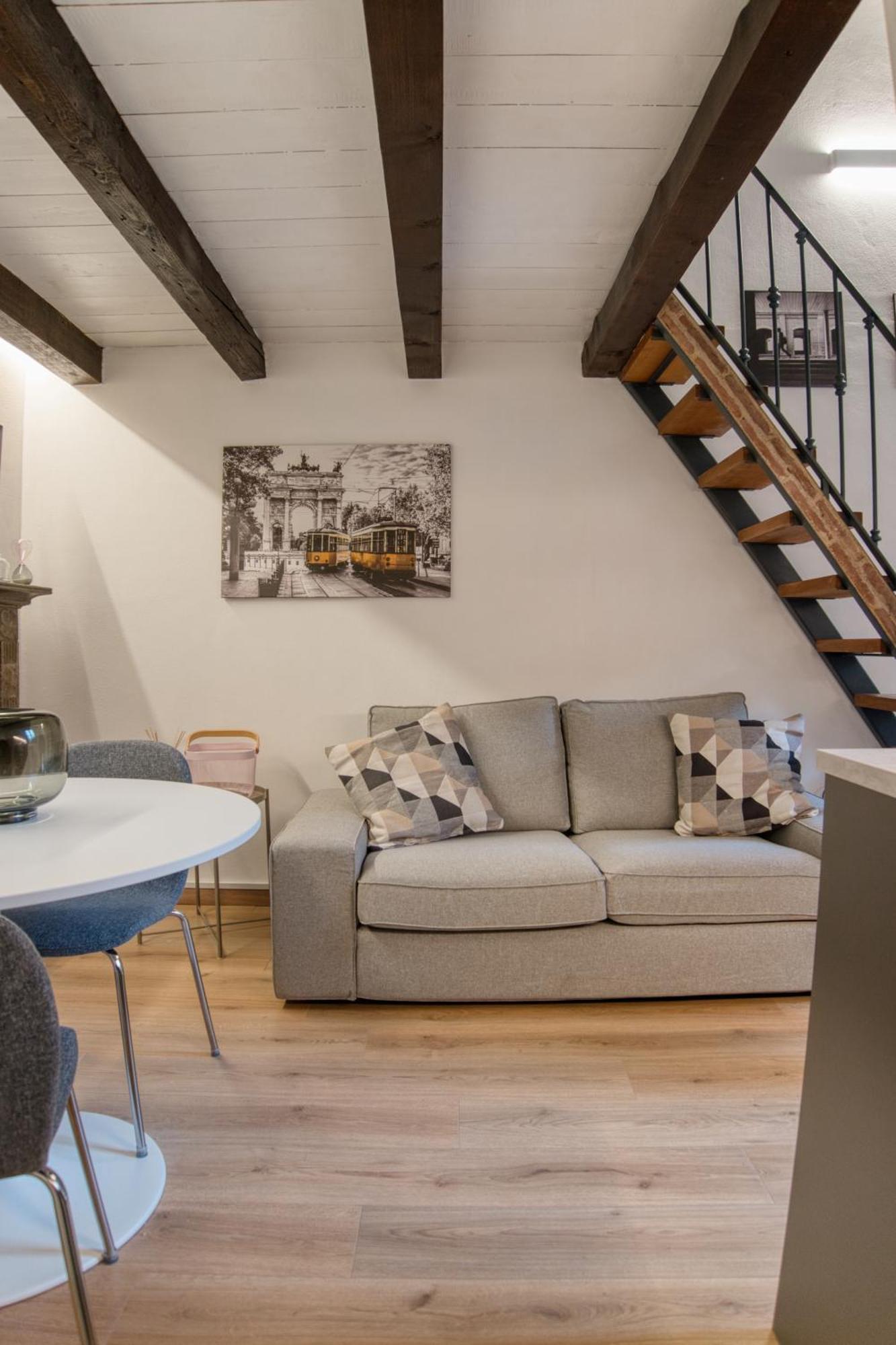Chich And Modern Mini-loft Navigli * Milan