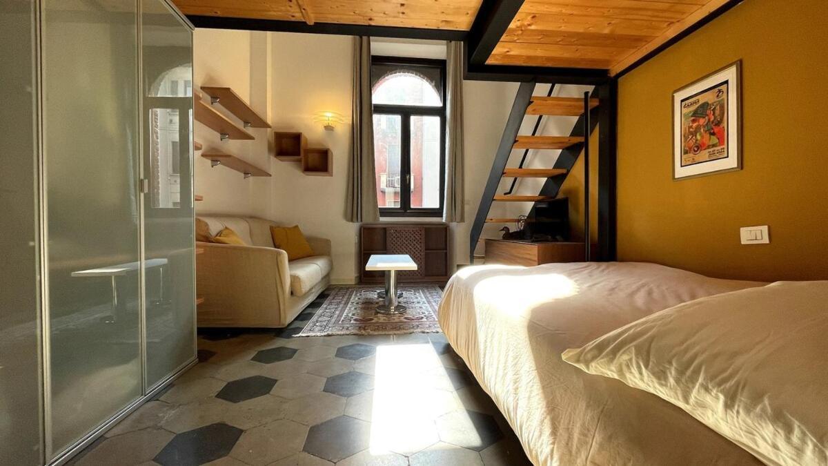 Navigli - Modern Loft On Two Levels Apartment *